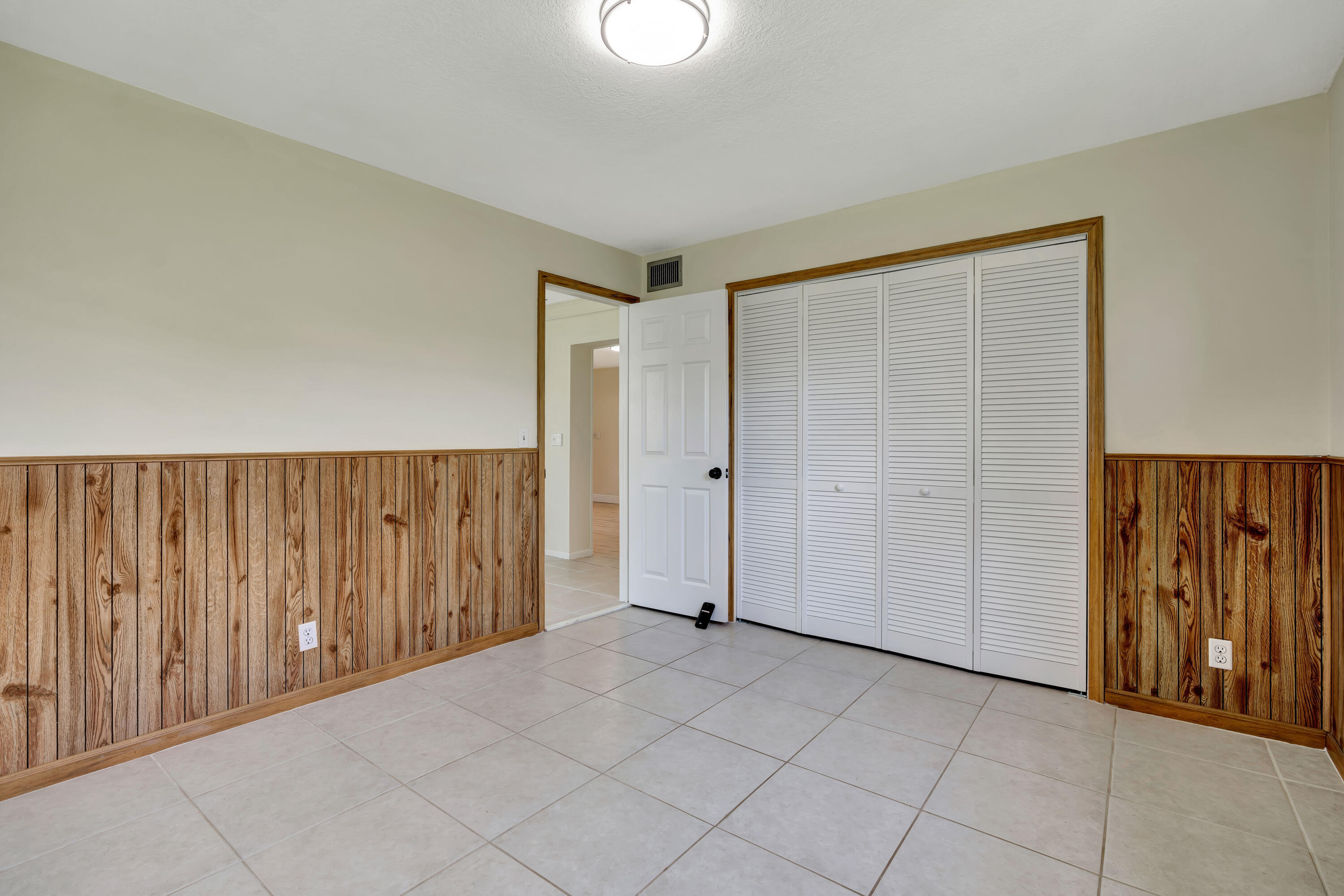 713 Gumtree, North Palm Beach FL 33408