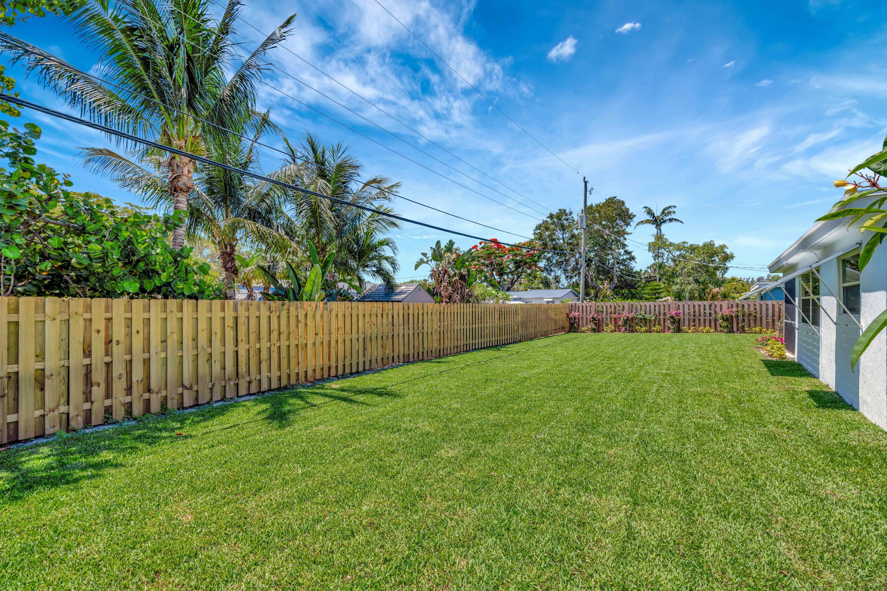 713 Gumtree, North Palm Beach FL 33408