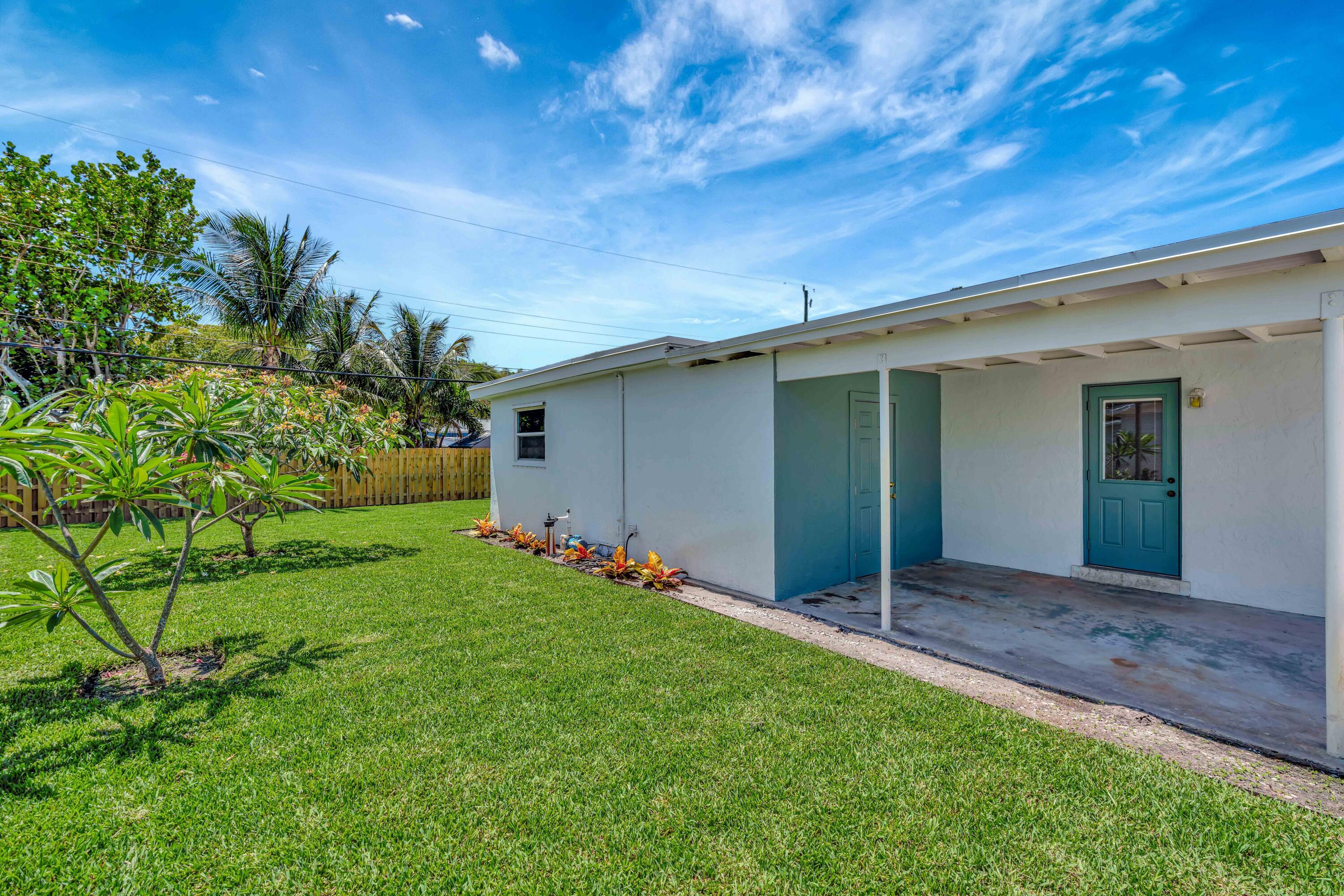 713 Gumtree, North Palm Beach FL 33408
