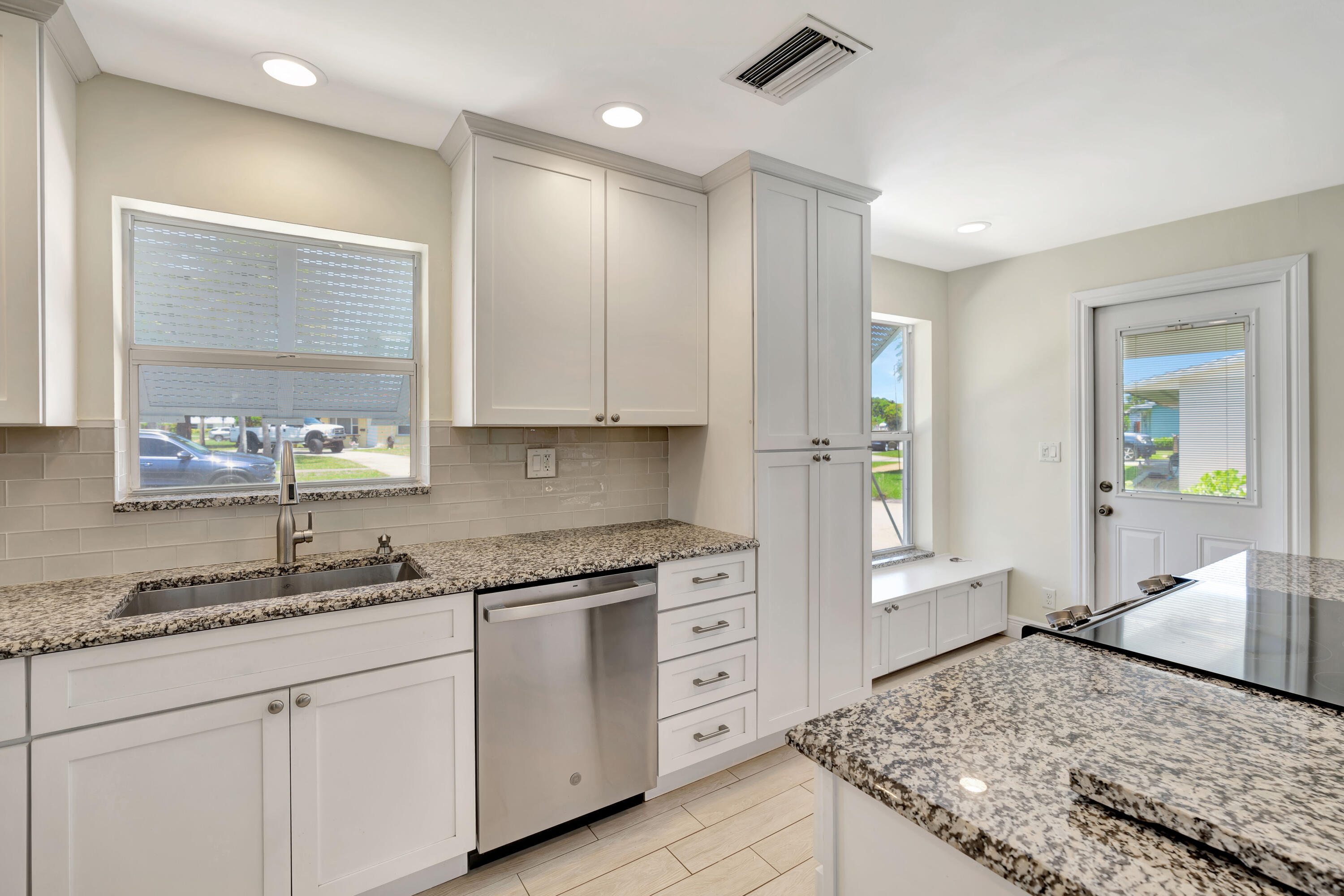 713 Gumtree, North Palm Beach FL 33408