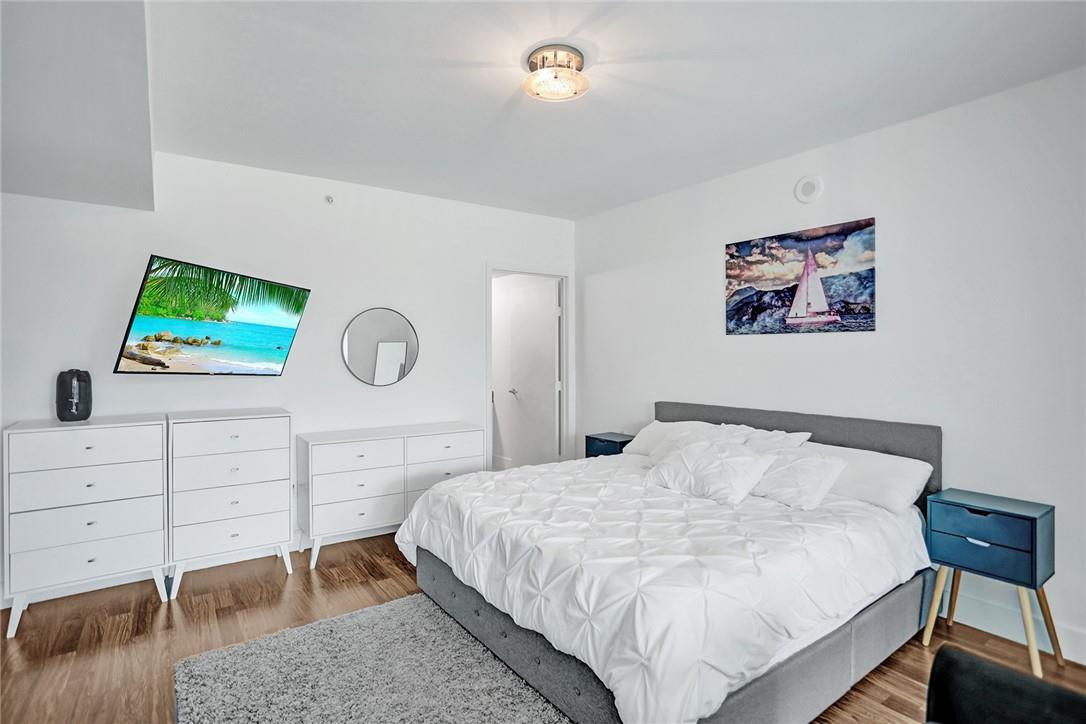 90 SW 3RD #TH300B, Miami FL 33130