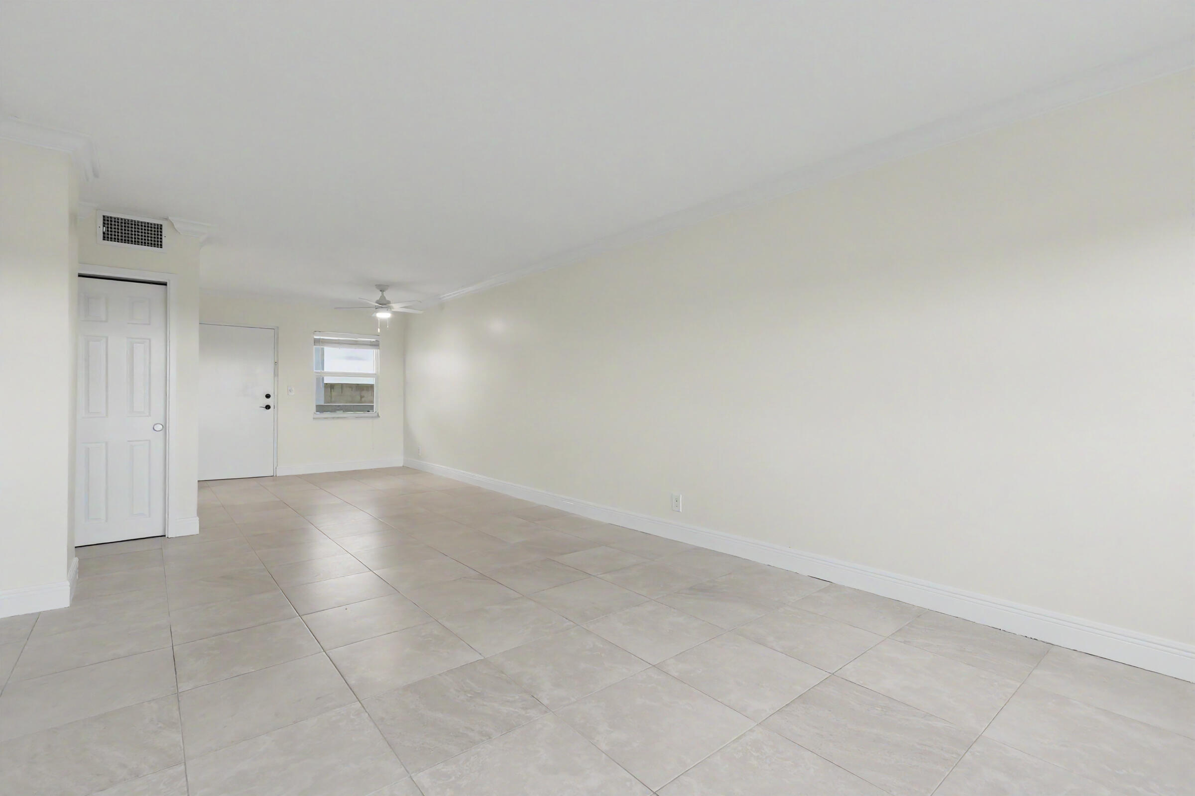 2555 NE 11TH #906, Fort Lauderdale FL 33304