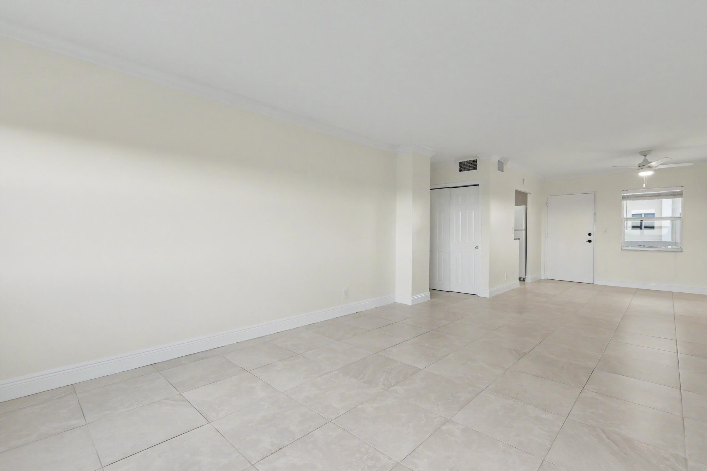 2555 NE 11TH #906, Fort Lauderdale FL 33304