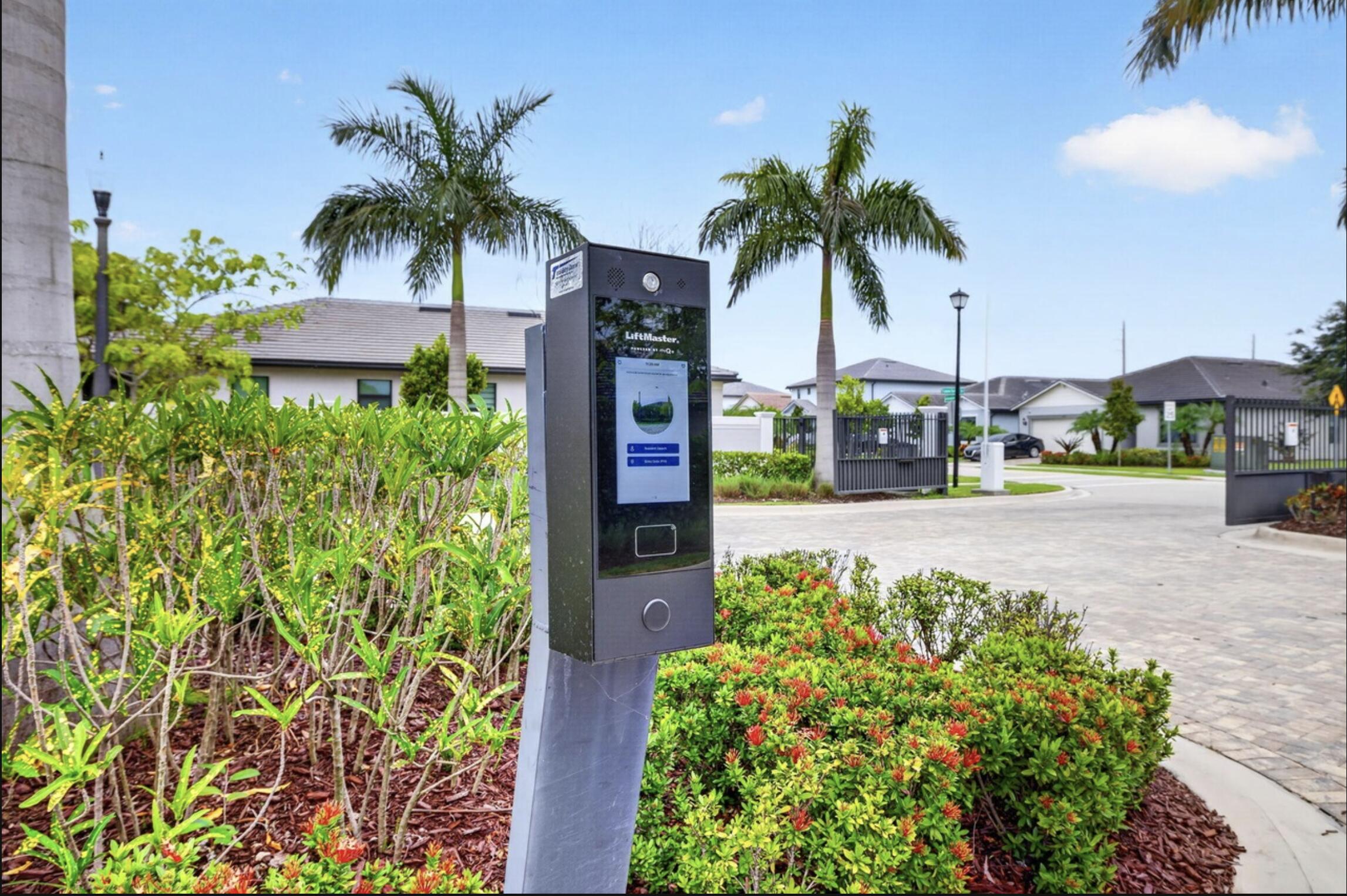 3149 Tamarind #Lot 26, Lauderdale Lakes FL 33311