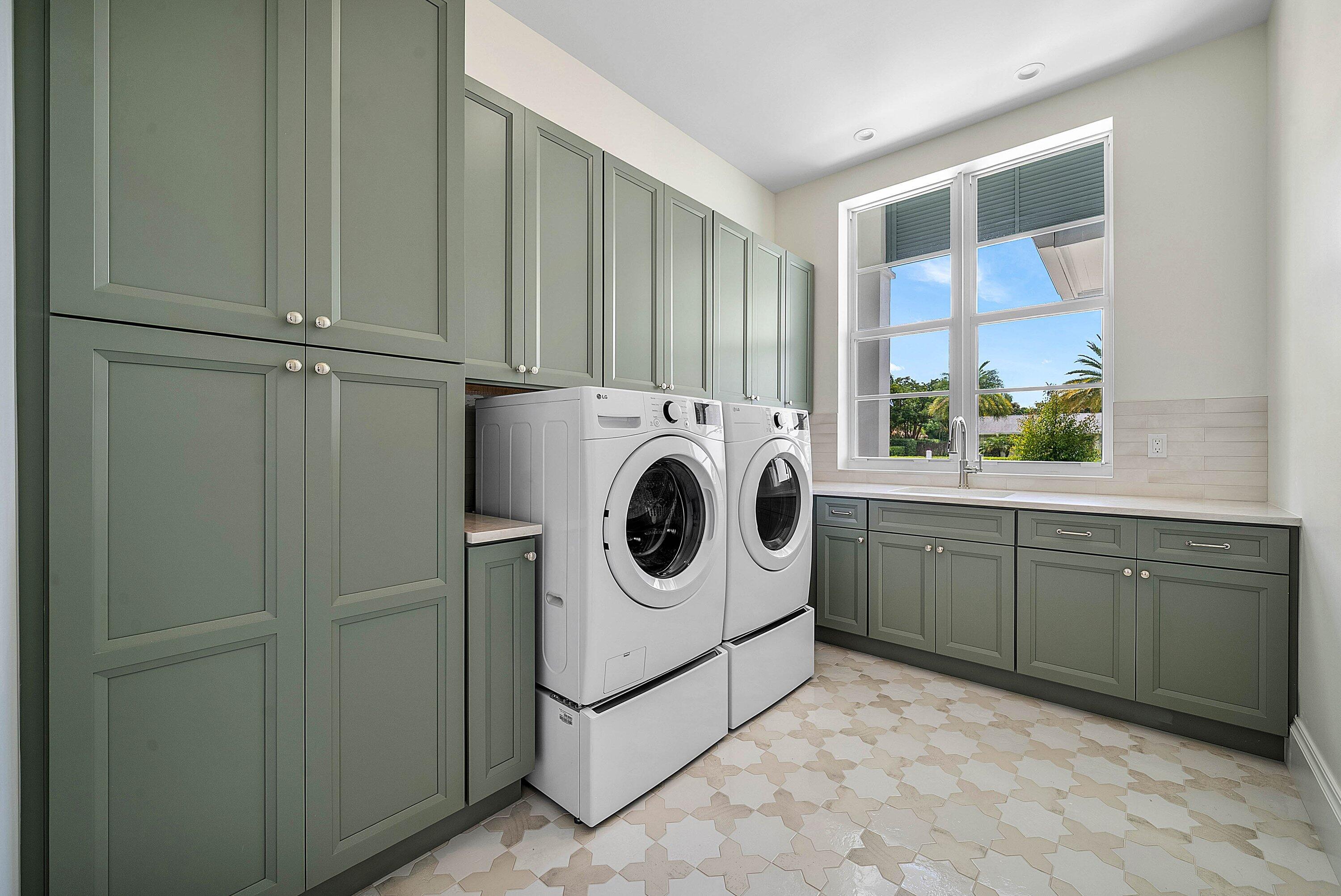131 Dory, North Palm Beach FL 33408