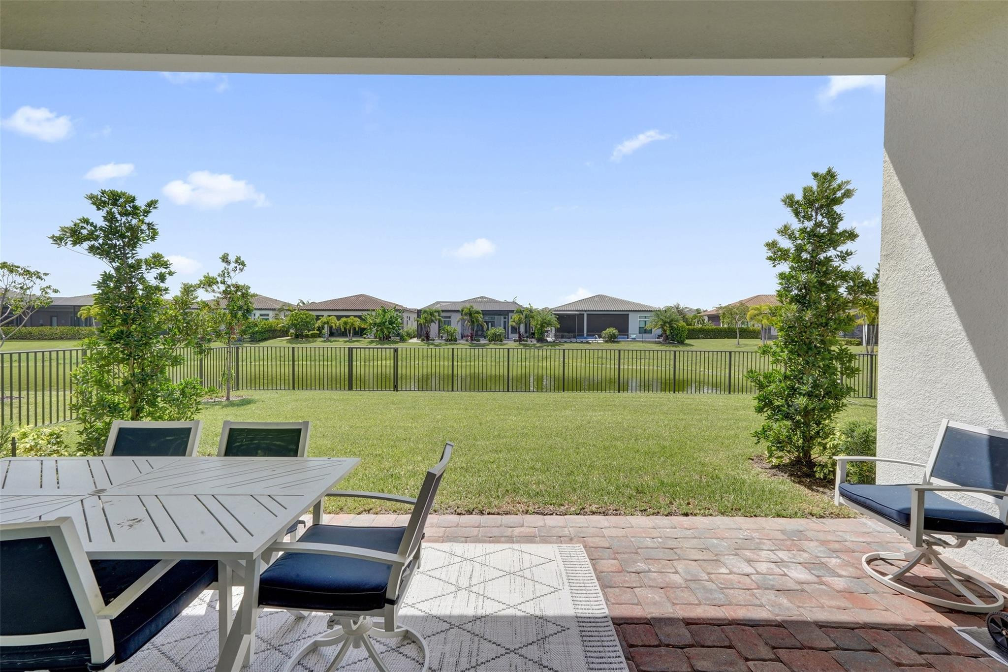 8011 ROWAN, Parkland FL 33067