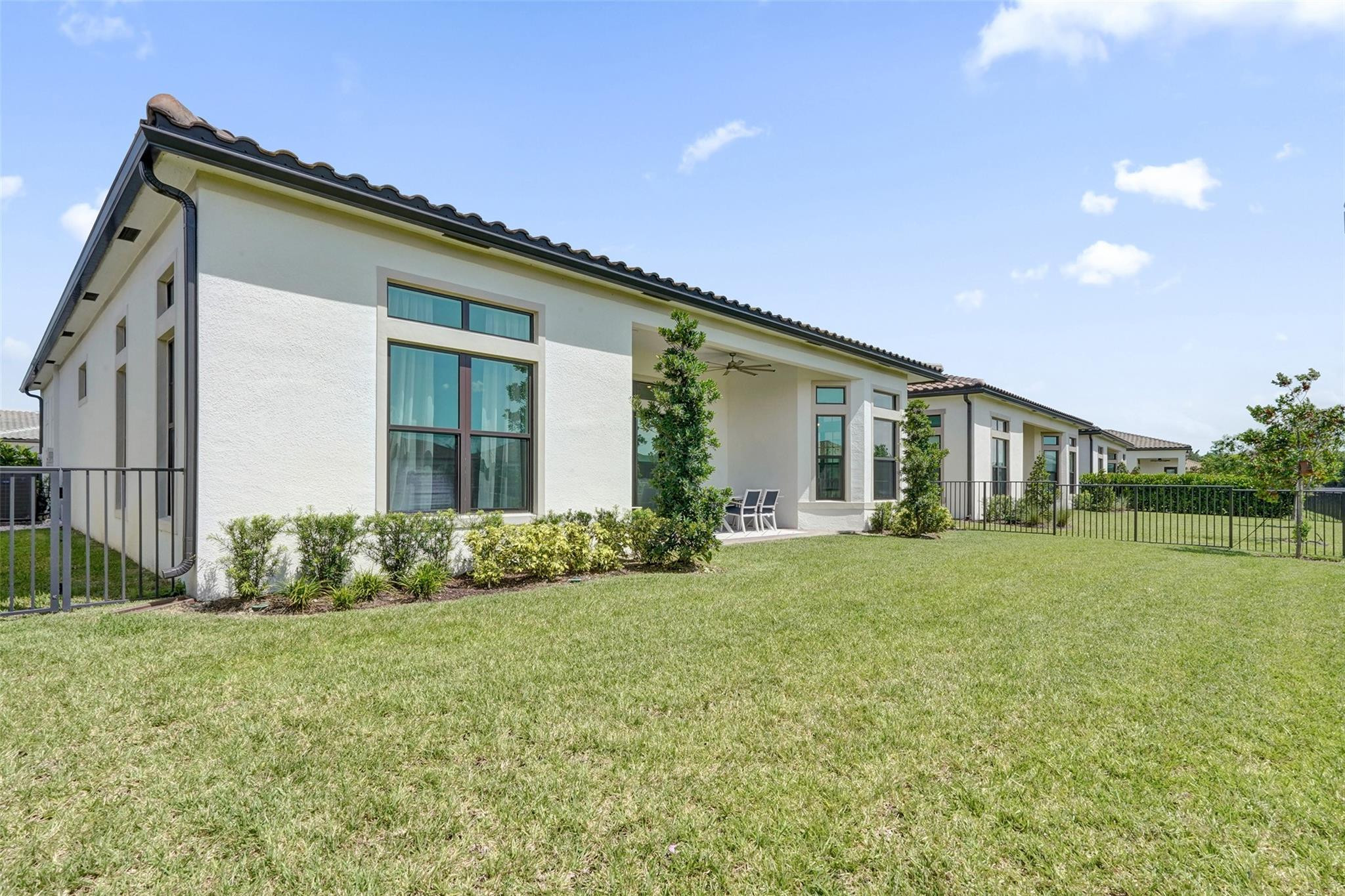 8011 ROWAN, Parkland FL 33067