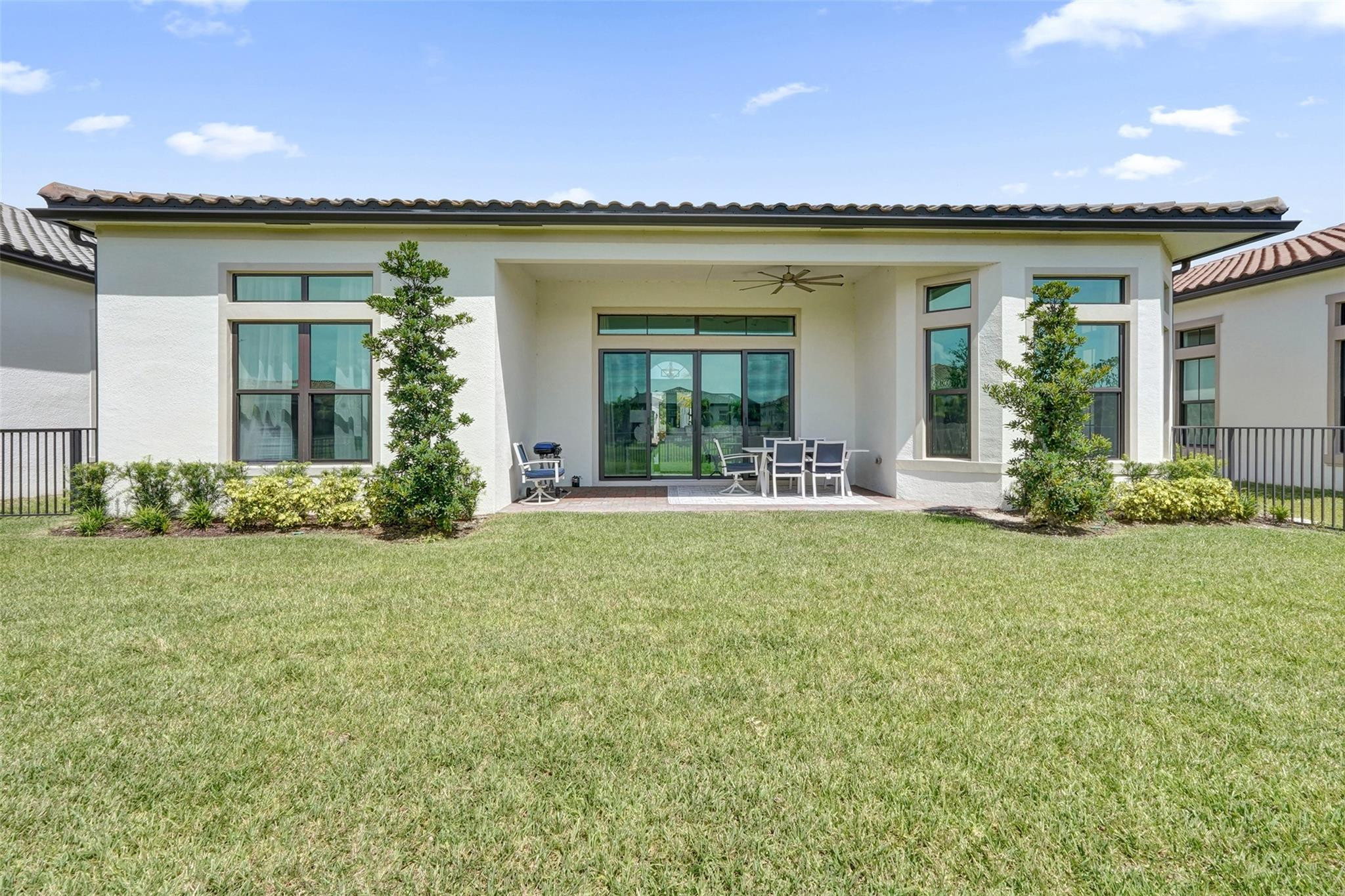 8011 ROWAN, Parkland FL 33067