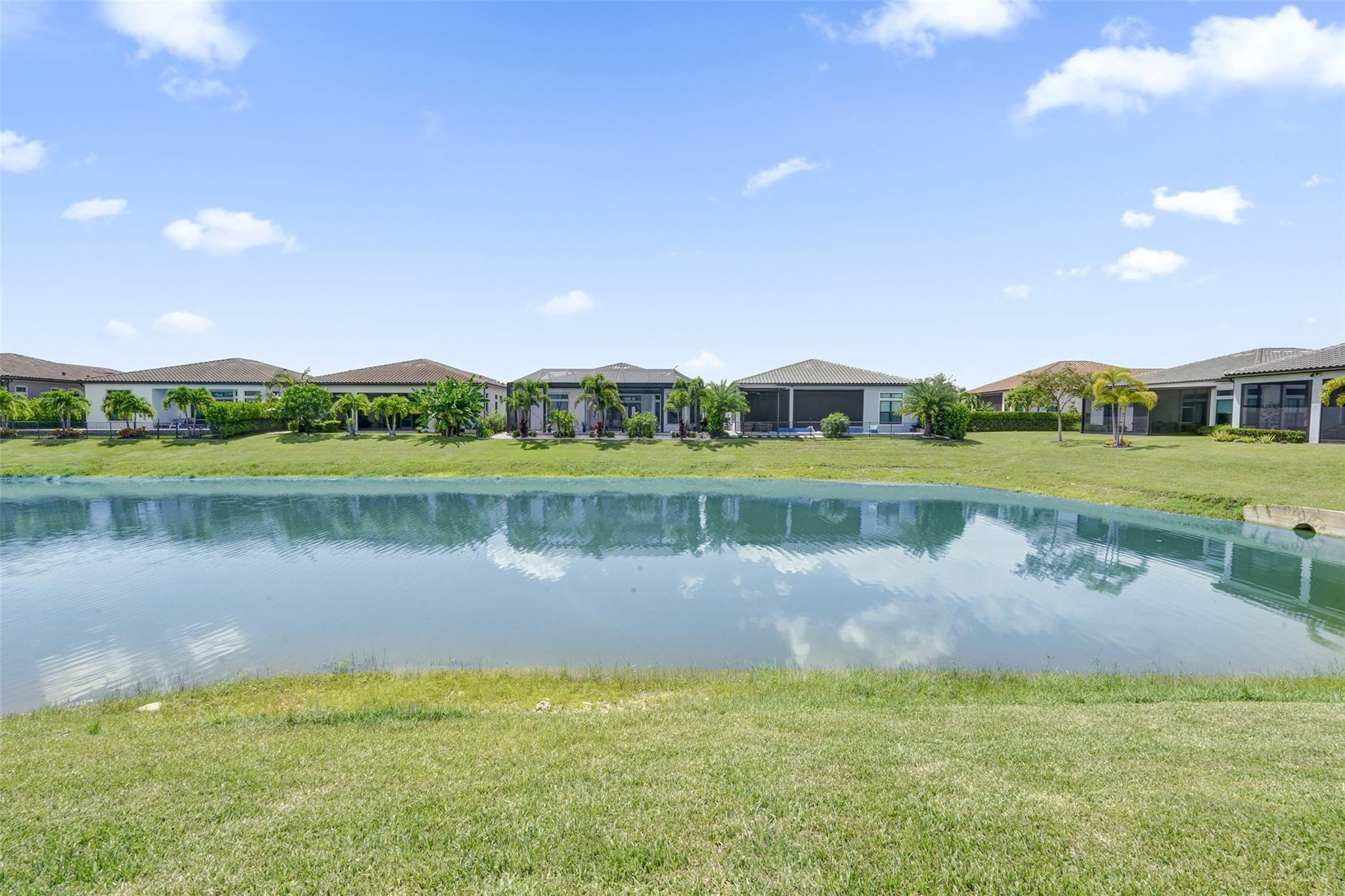 8011 ROWAN, Parkland FL 33067