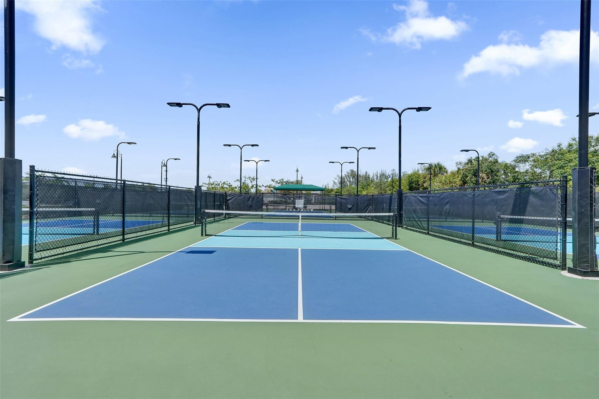 8011 ROWAN, Parkland FL 33067