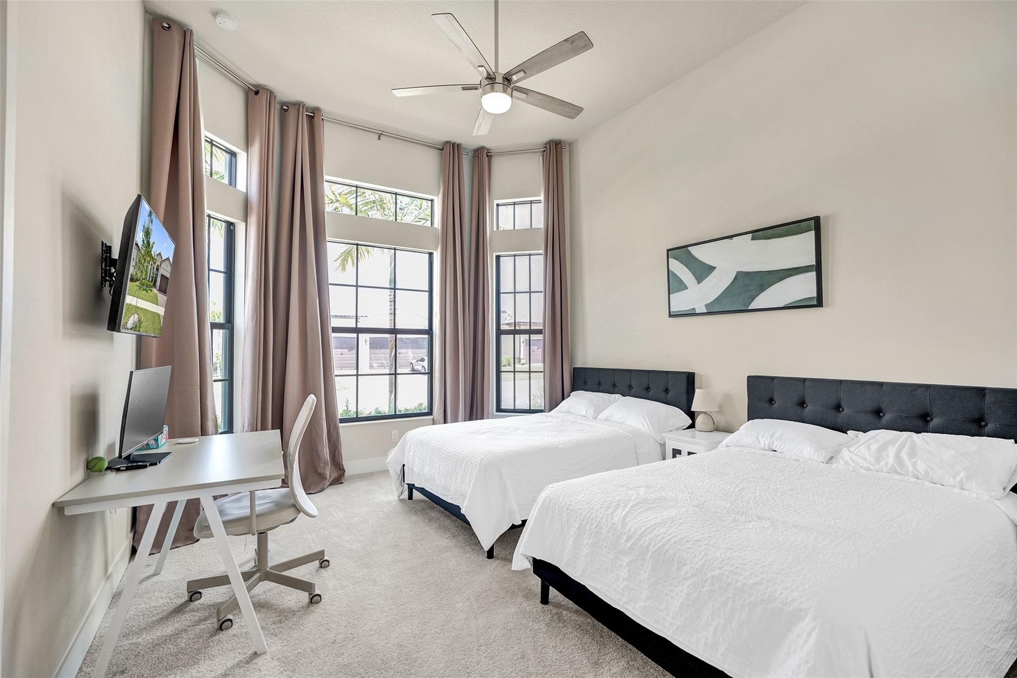 8011 ROWAN, Parkland FL 33067
