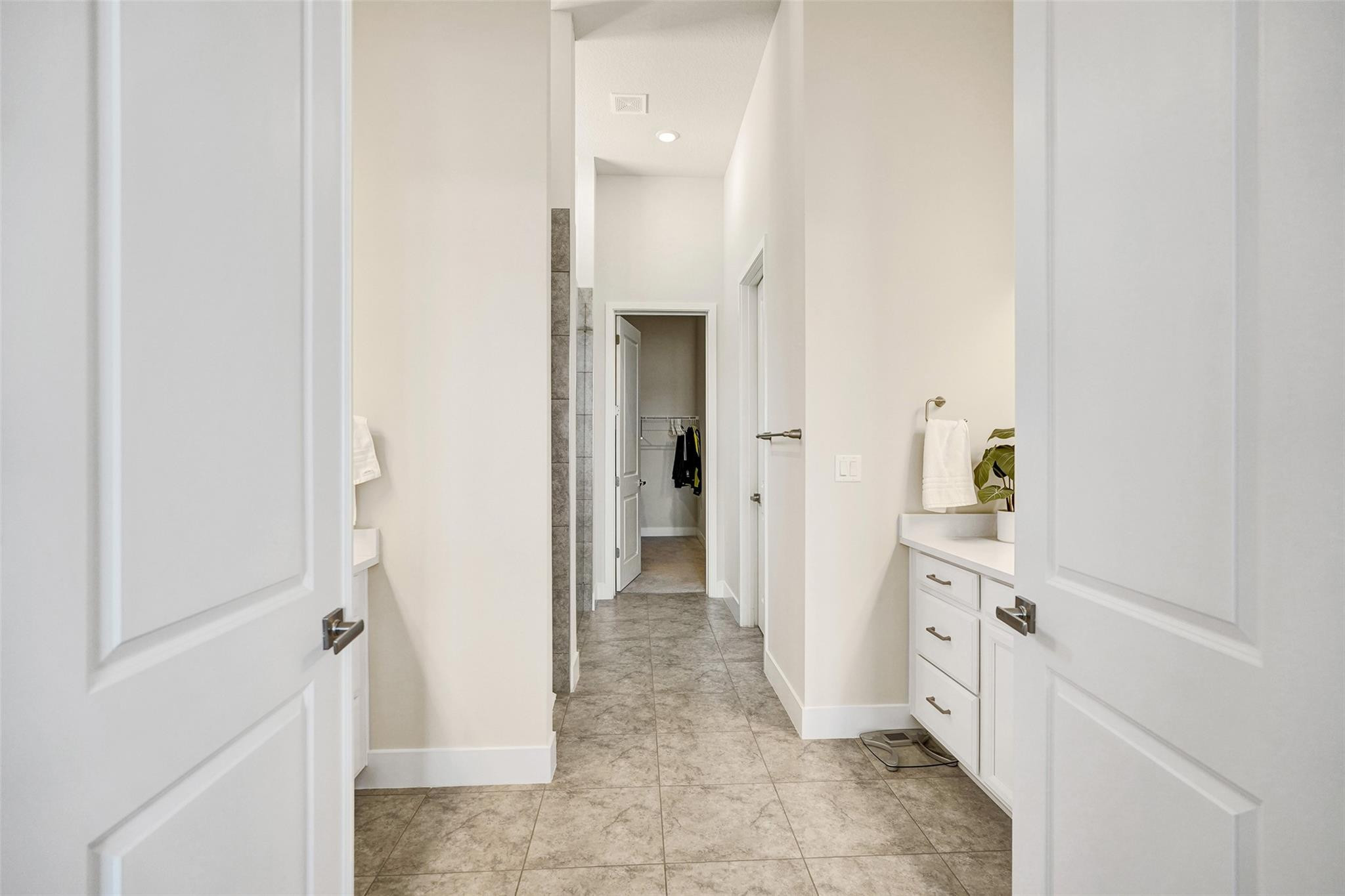 8011 ROWAN, Parkland FL 33067