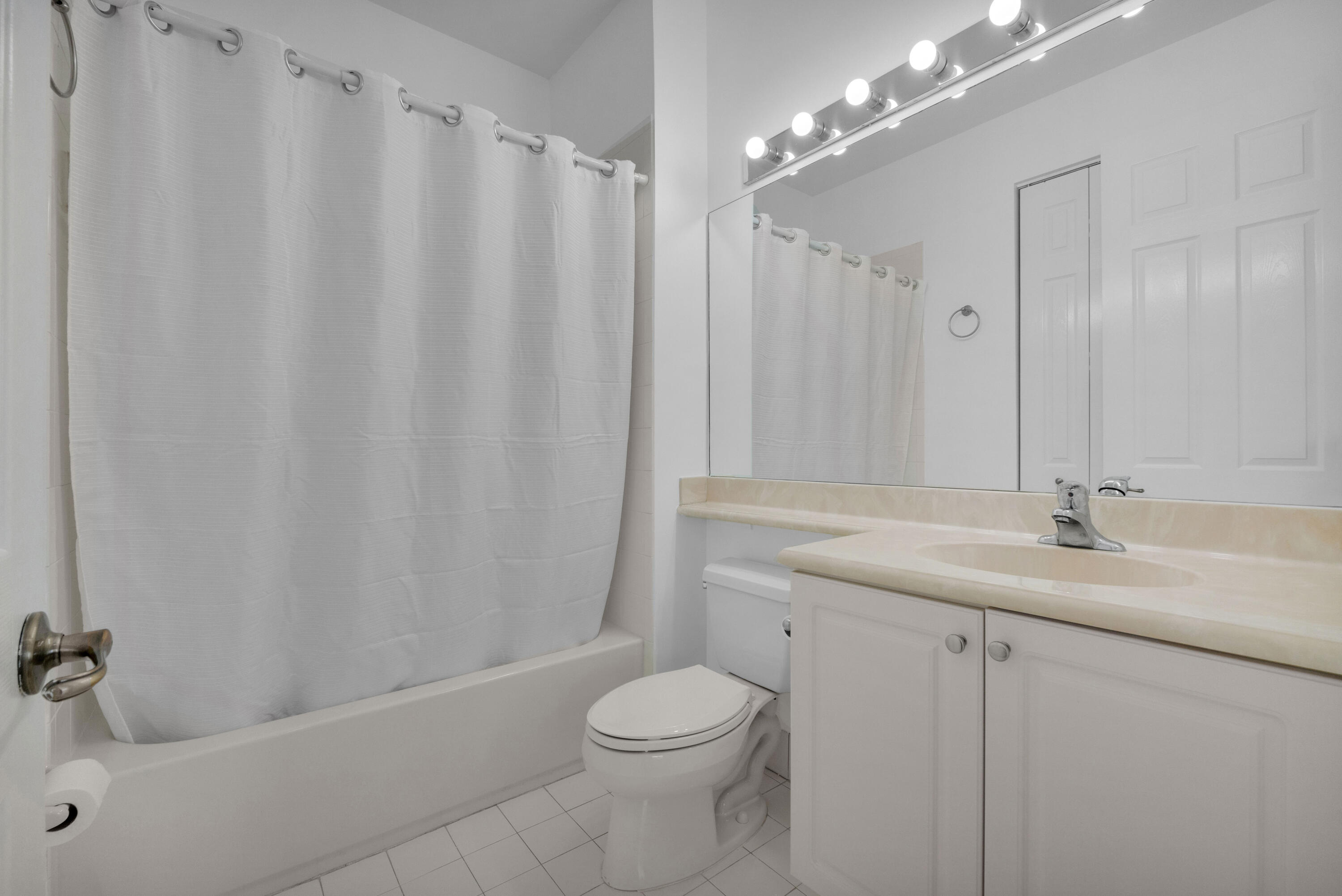 3933 MONARCH, Coconut Creek FL 33073