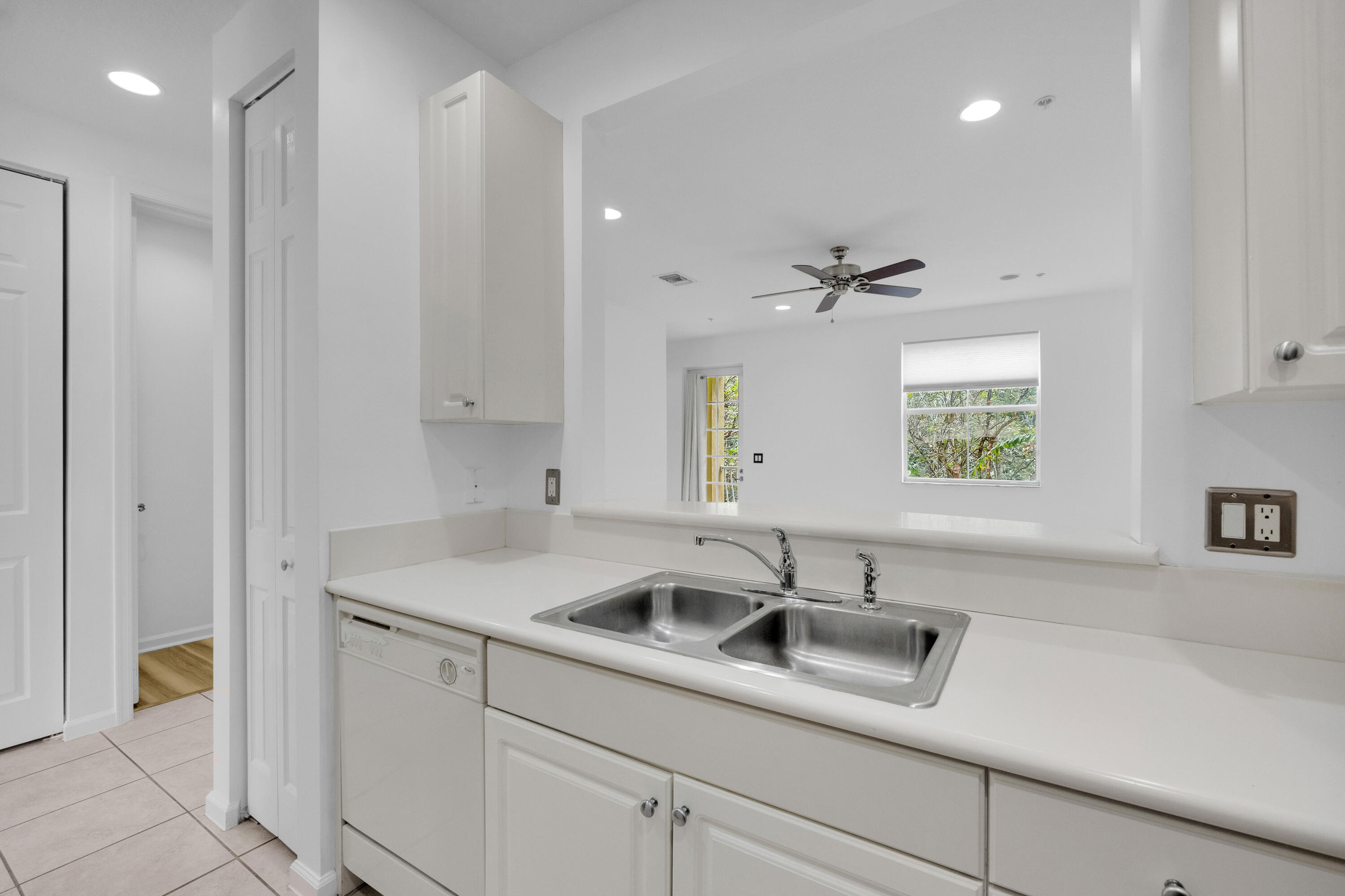 3933 MONARCH, Coconut Creek FL 33073