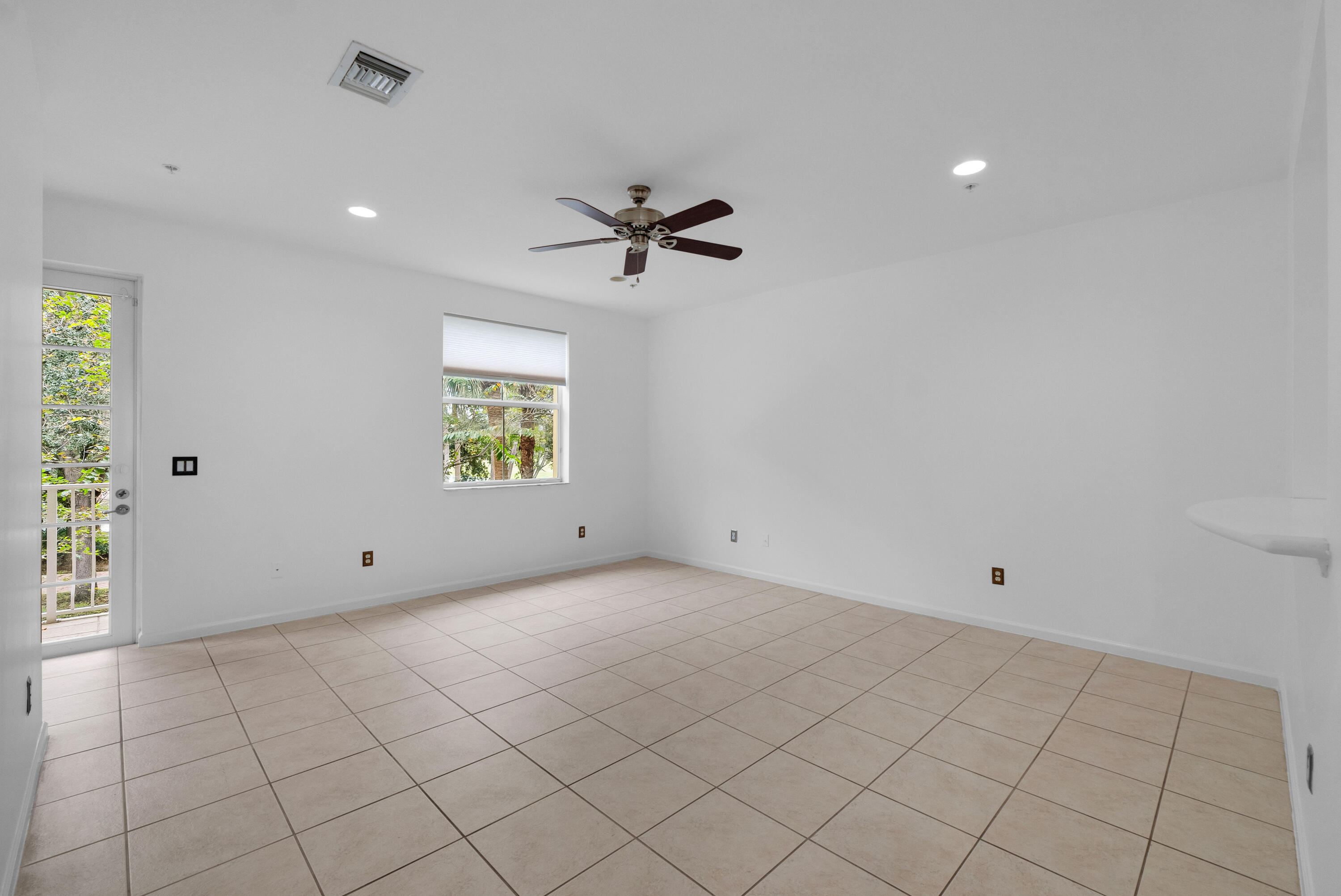 3933 MONARCH, Coconut Creek FL 33073