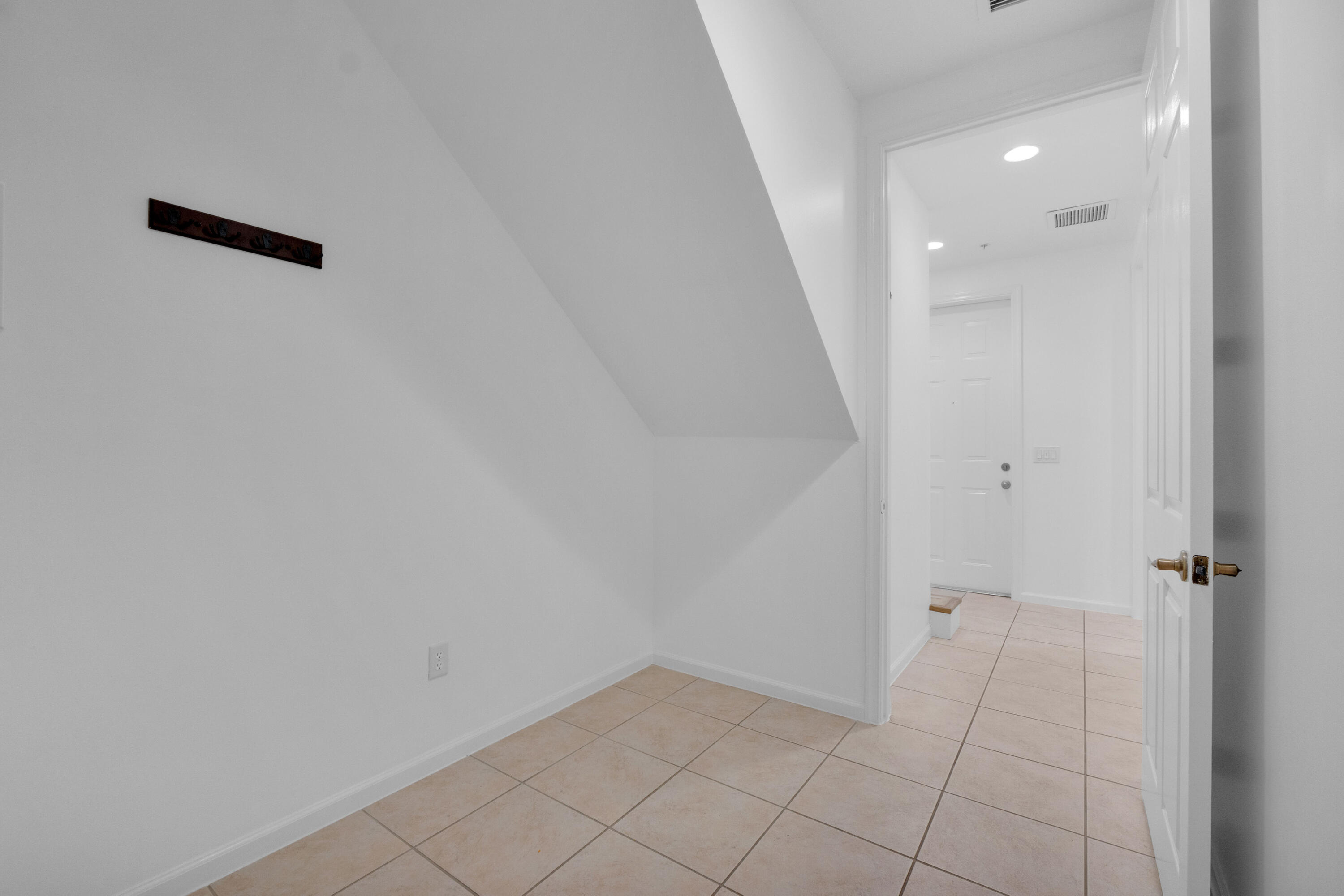 3933 MONARCH, Coconut Creek FL 33073