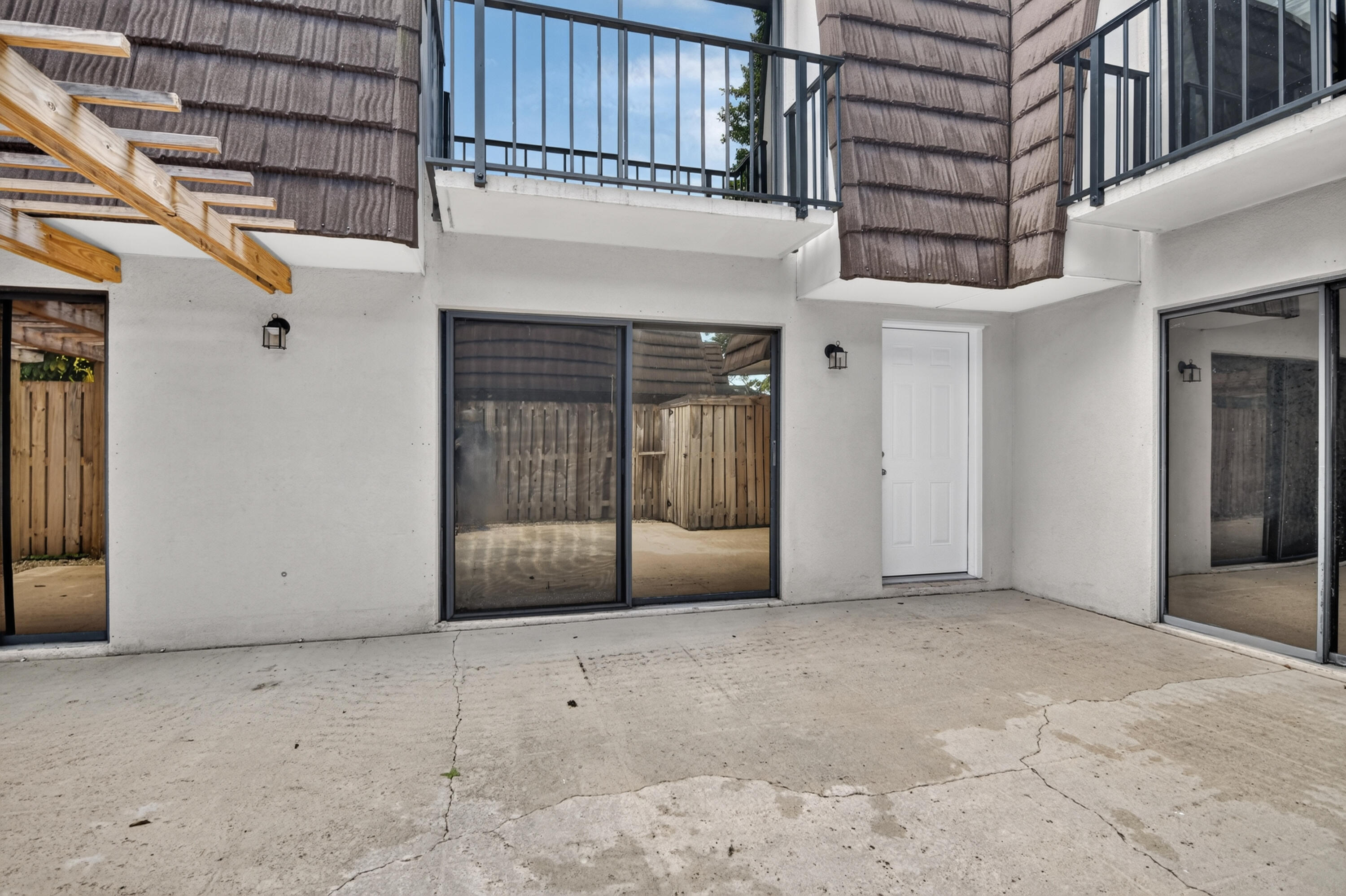 2427 24th, Palm Beach Gardens FL 33418