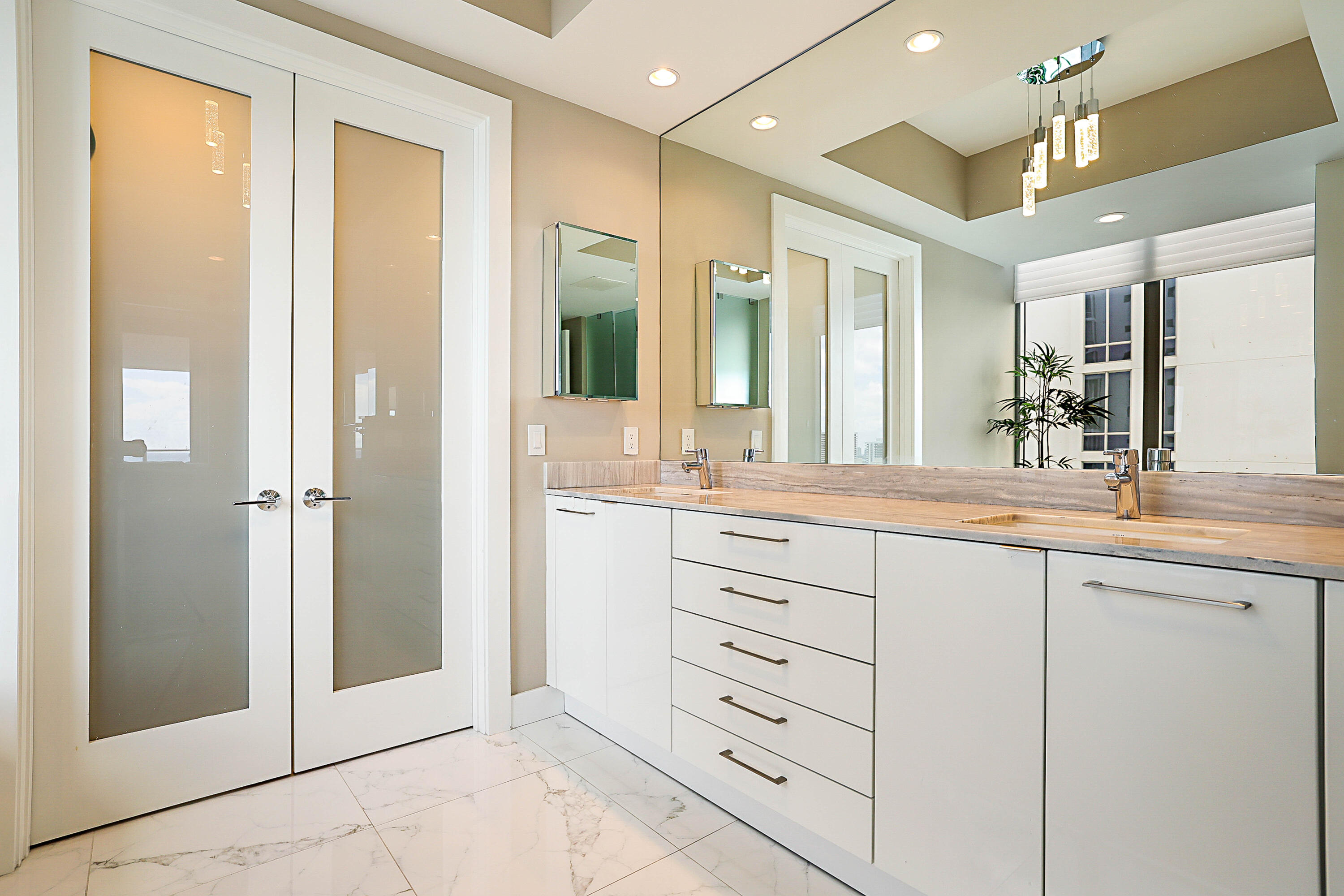 2 Water Club #1604, North Palm Beach FL 33408