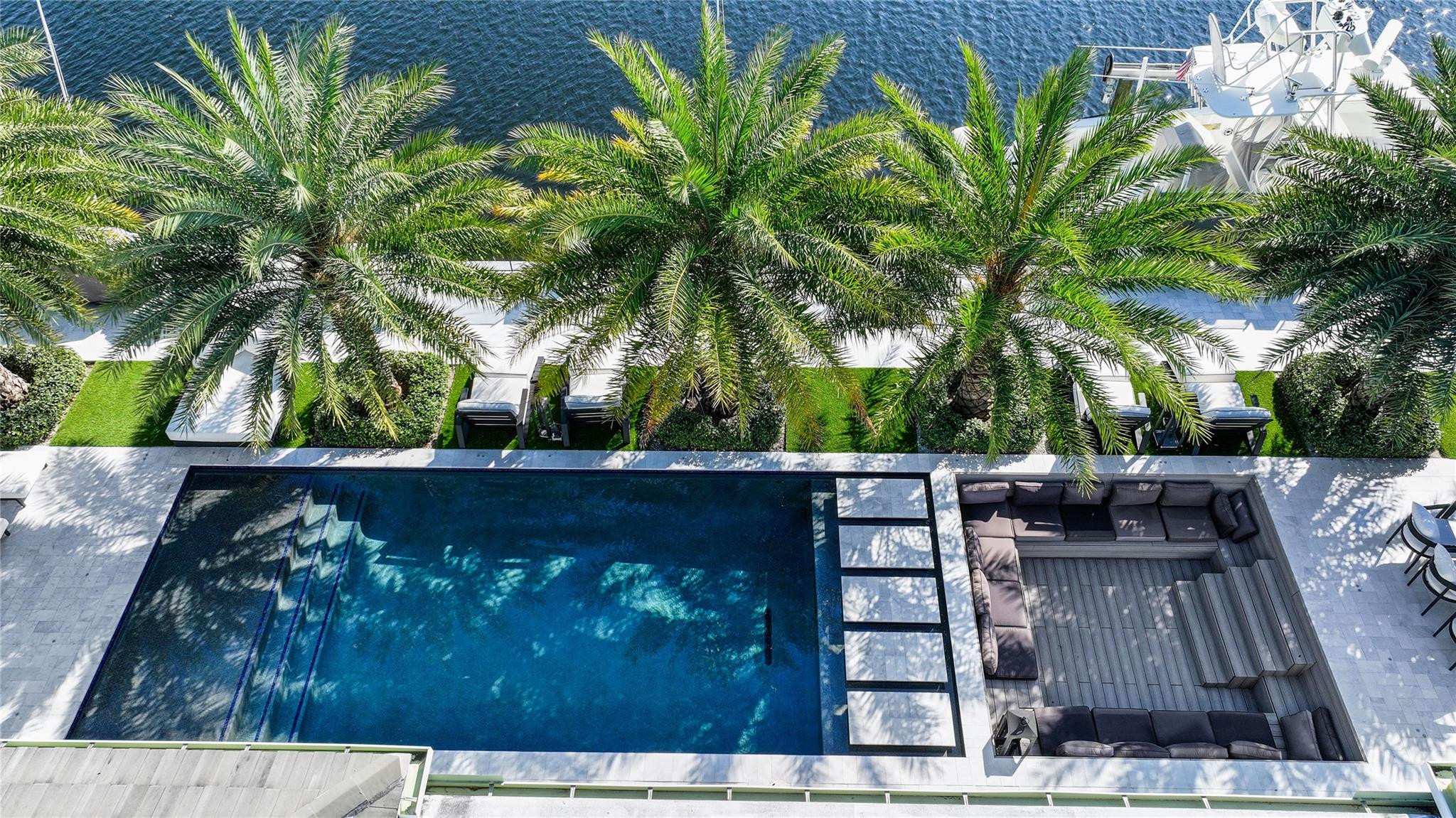 2300 SE 8TH, Pompano Beach FL 33062