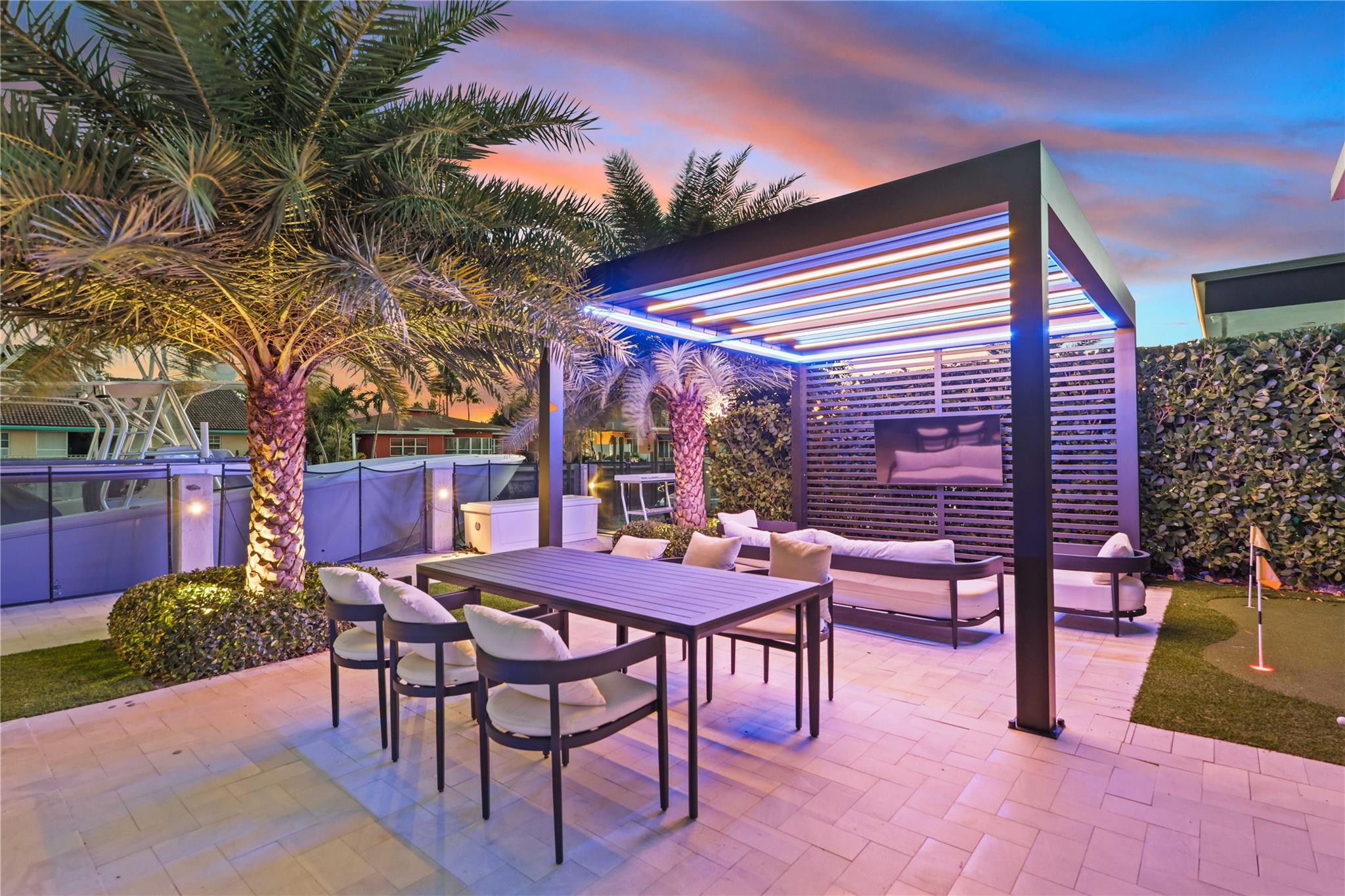 2300 SE 8TH, Pompano Beach FL 33062