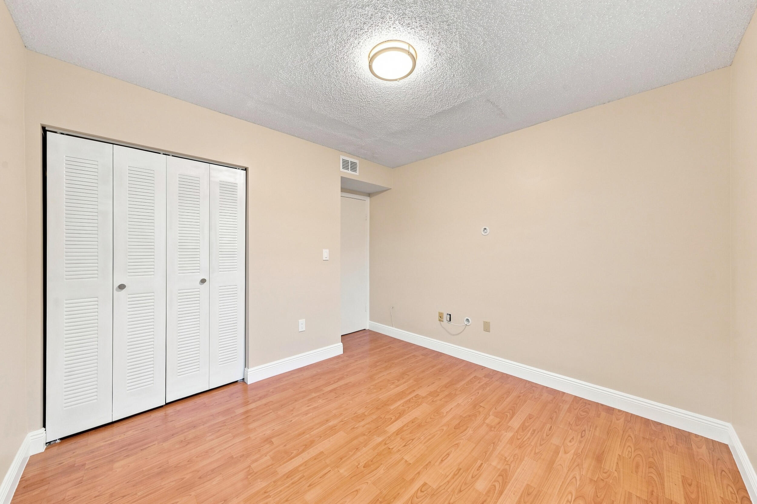 2217 W 69TH #2217A, Hialeah FL 33016