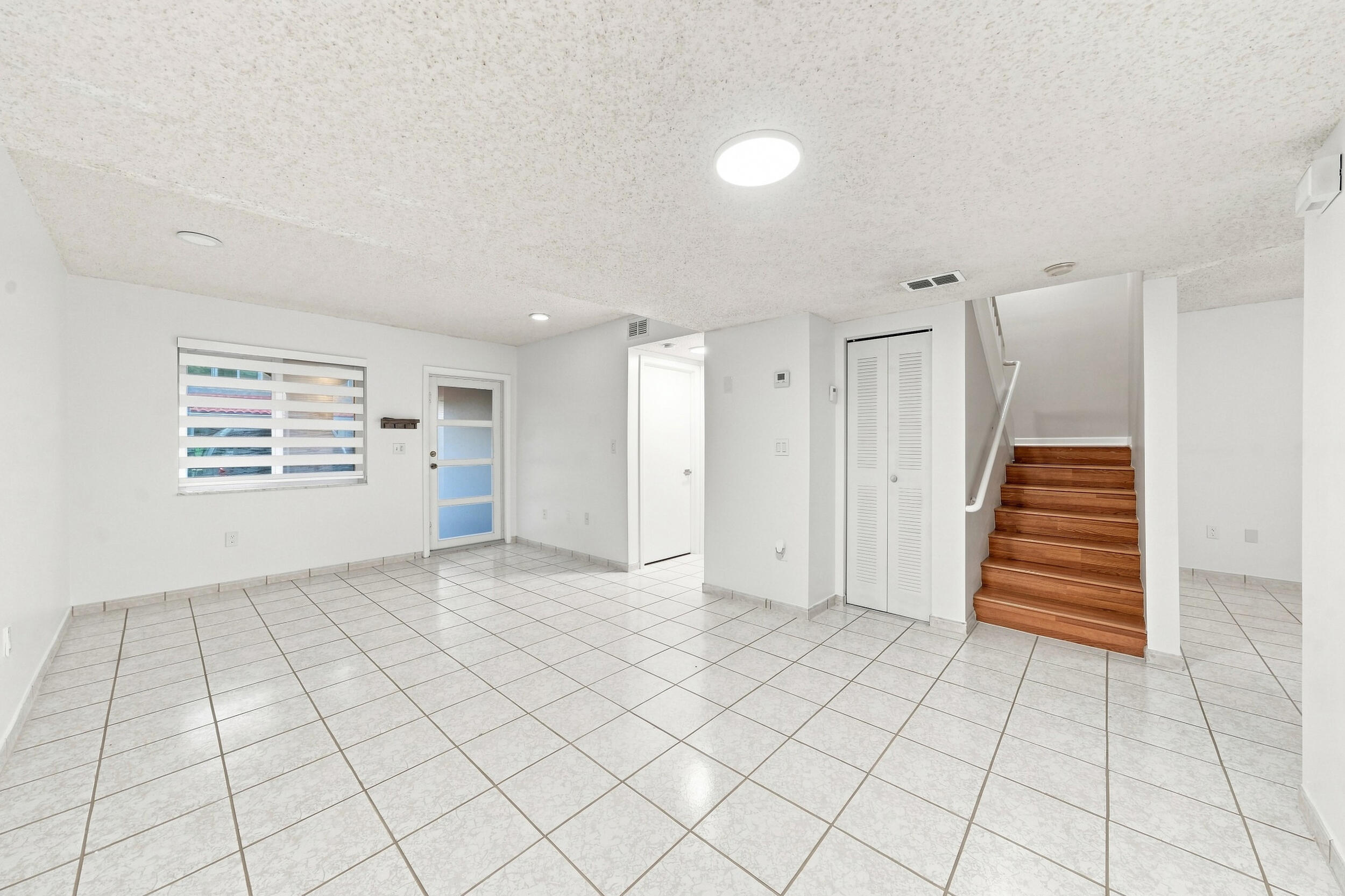 2217 W 69TH #2217A, Hialeah FL 33016