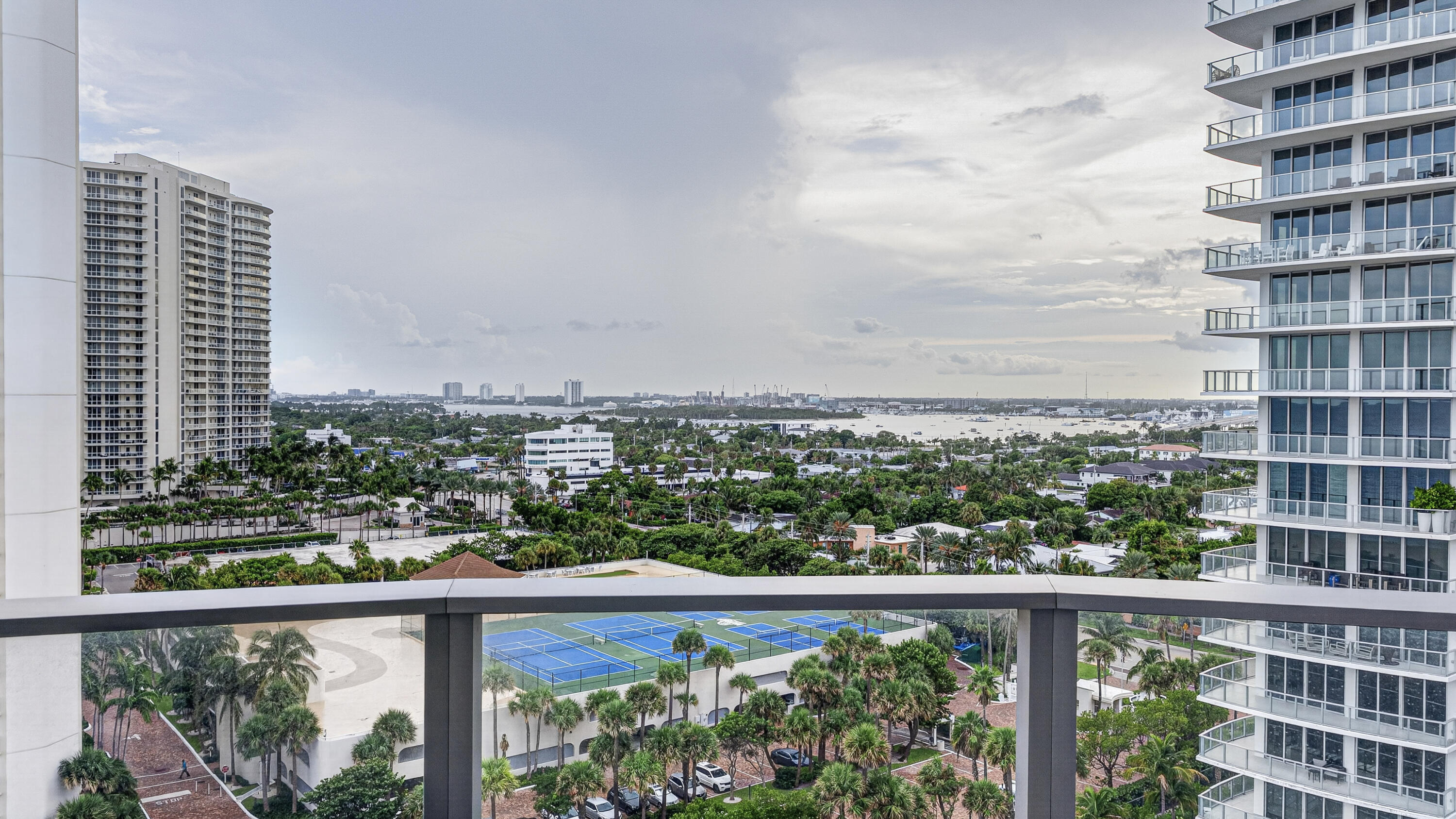 3100 N Ocean #H1107, Singer Island FL 33404