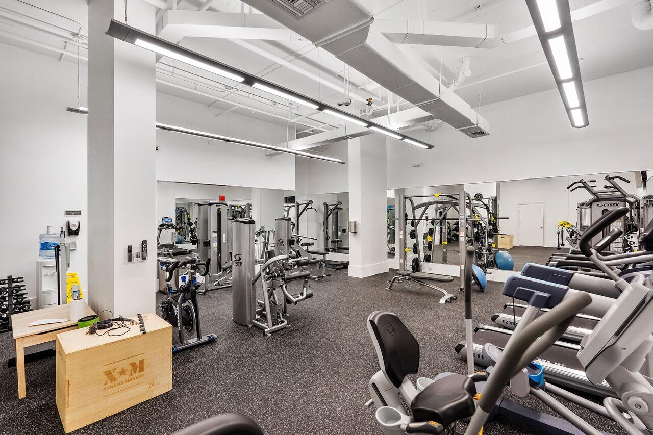 2100 S Ocean #402, Palm Beach FL 33480