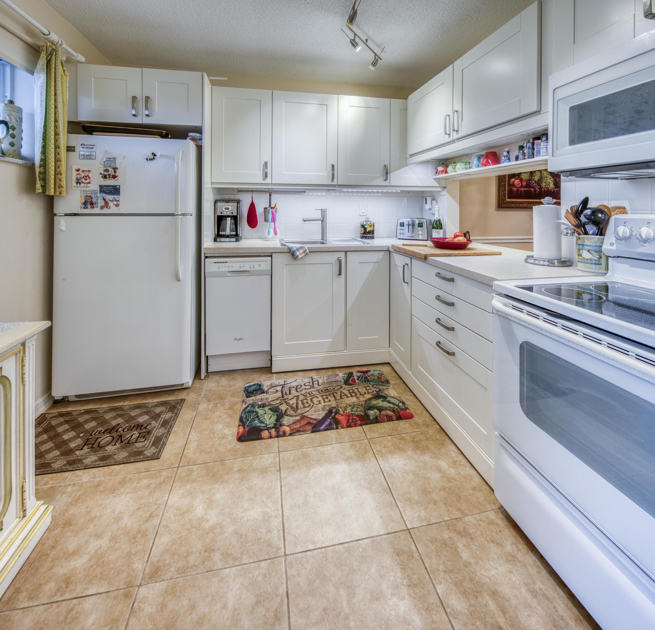 2728 GARDEN #413, Lake Worth FL 33461