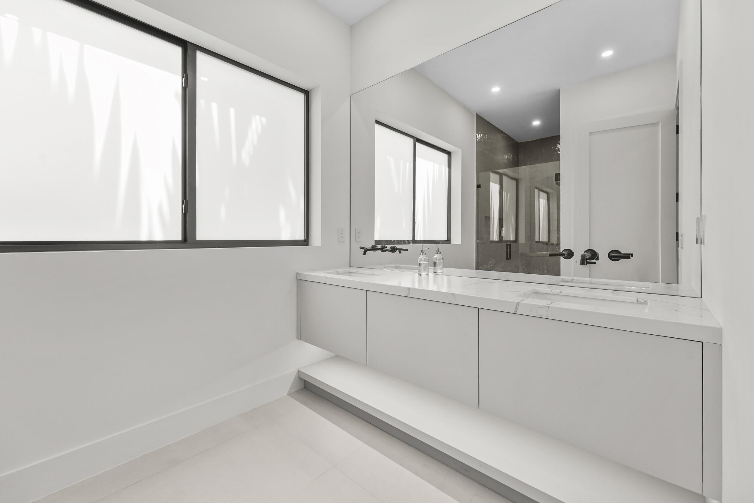 1317 TANGELO, Fort Lauderdale FL 33315