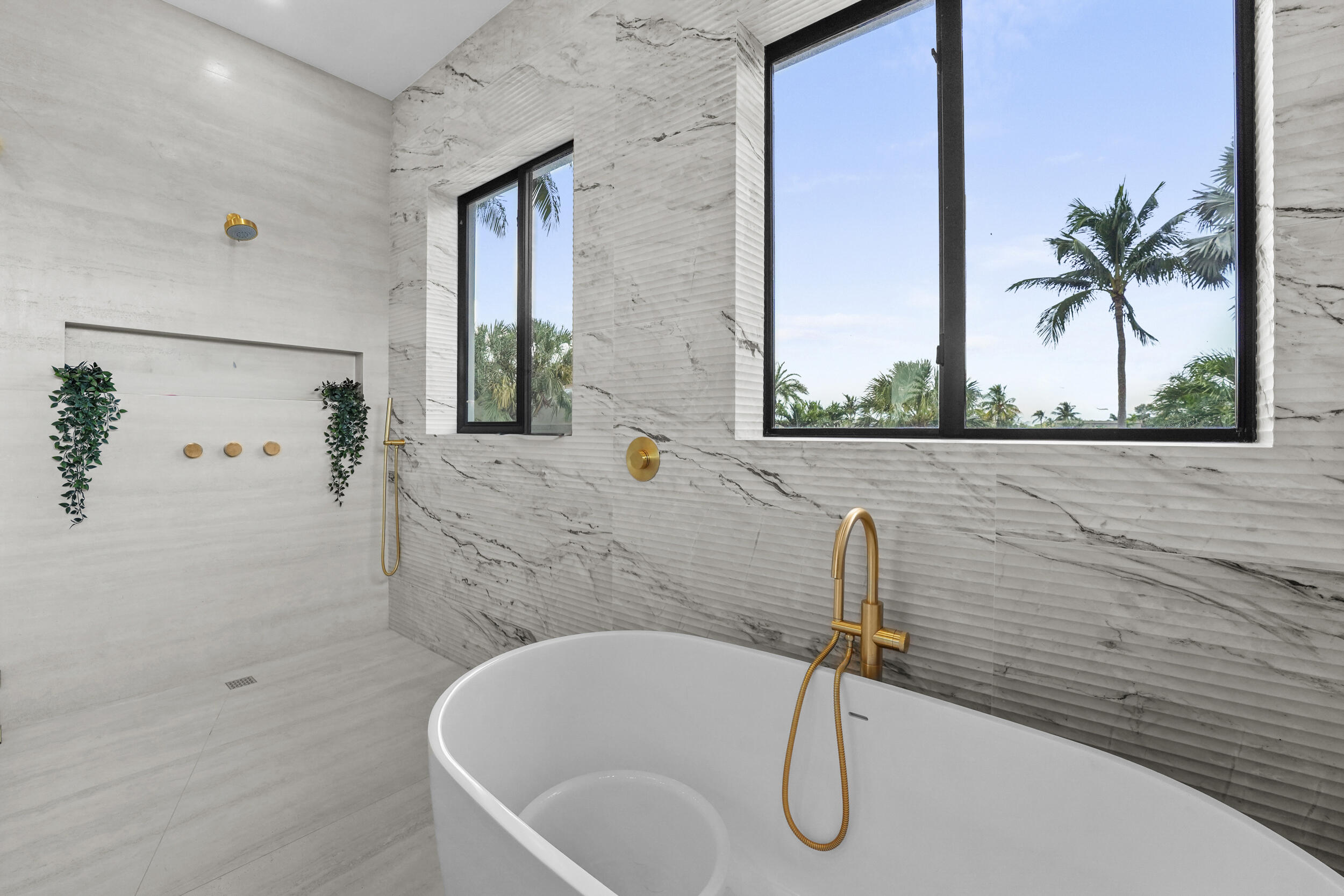 1317 TANGELO, Fort Lauderdale FL 33315