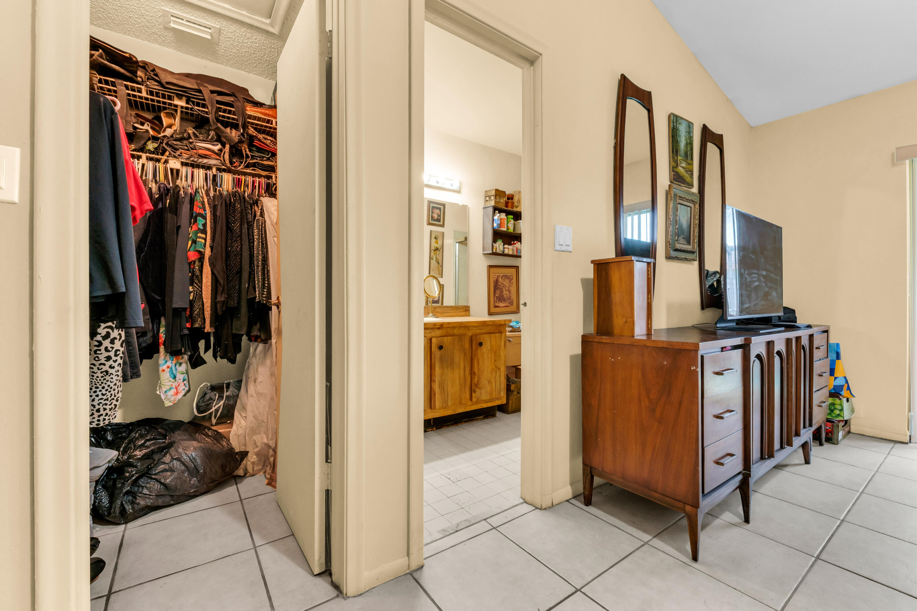 4941 NW 83rd, Lauderhill FL 33351