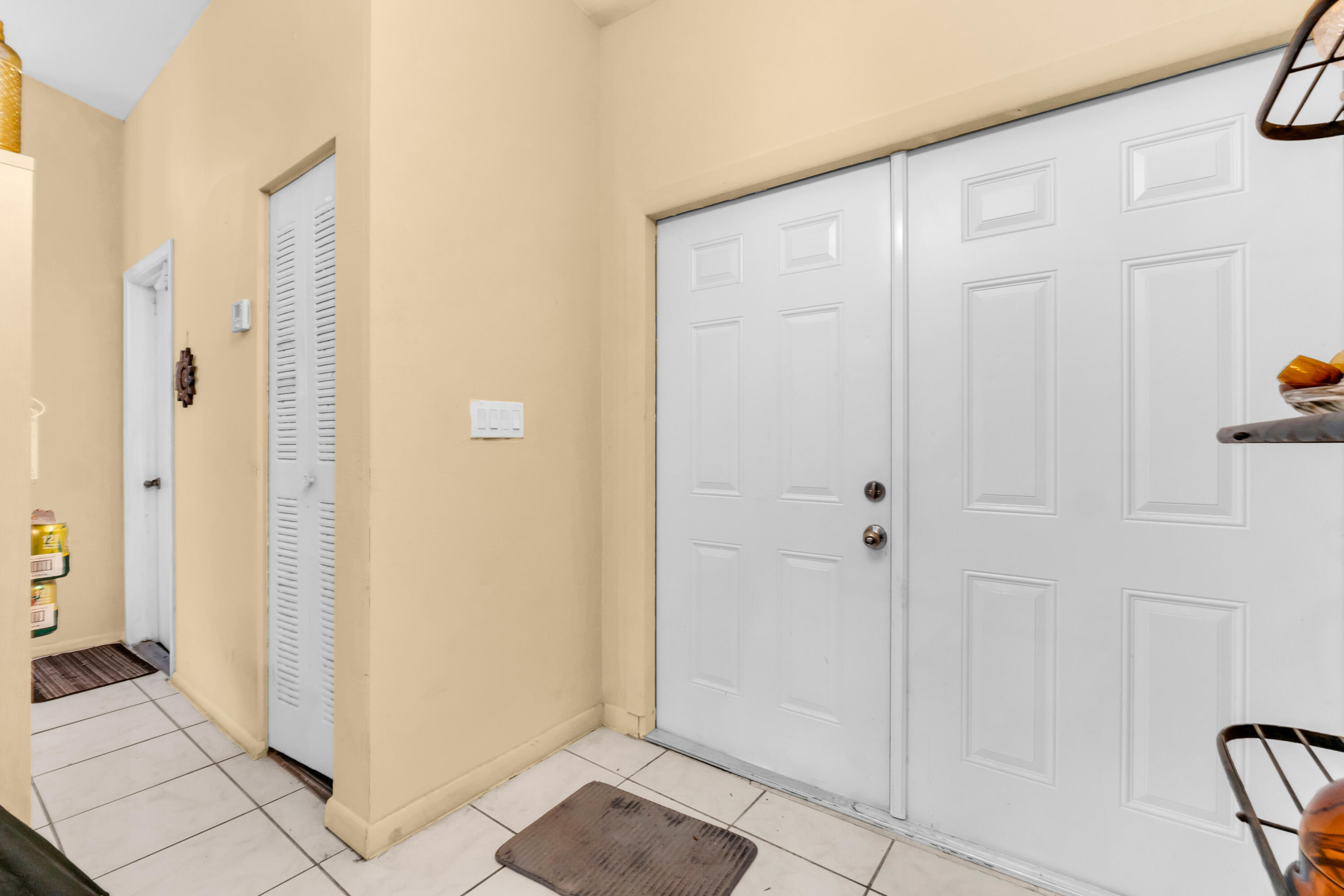 4941 NW 83rd, Lauderhill FL 33351