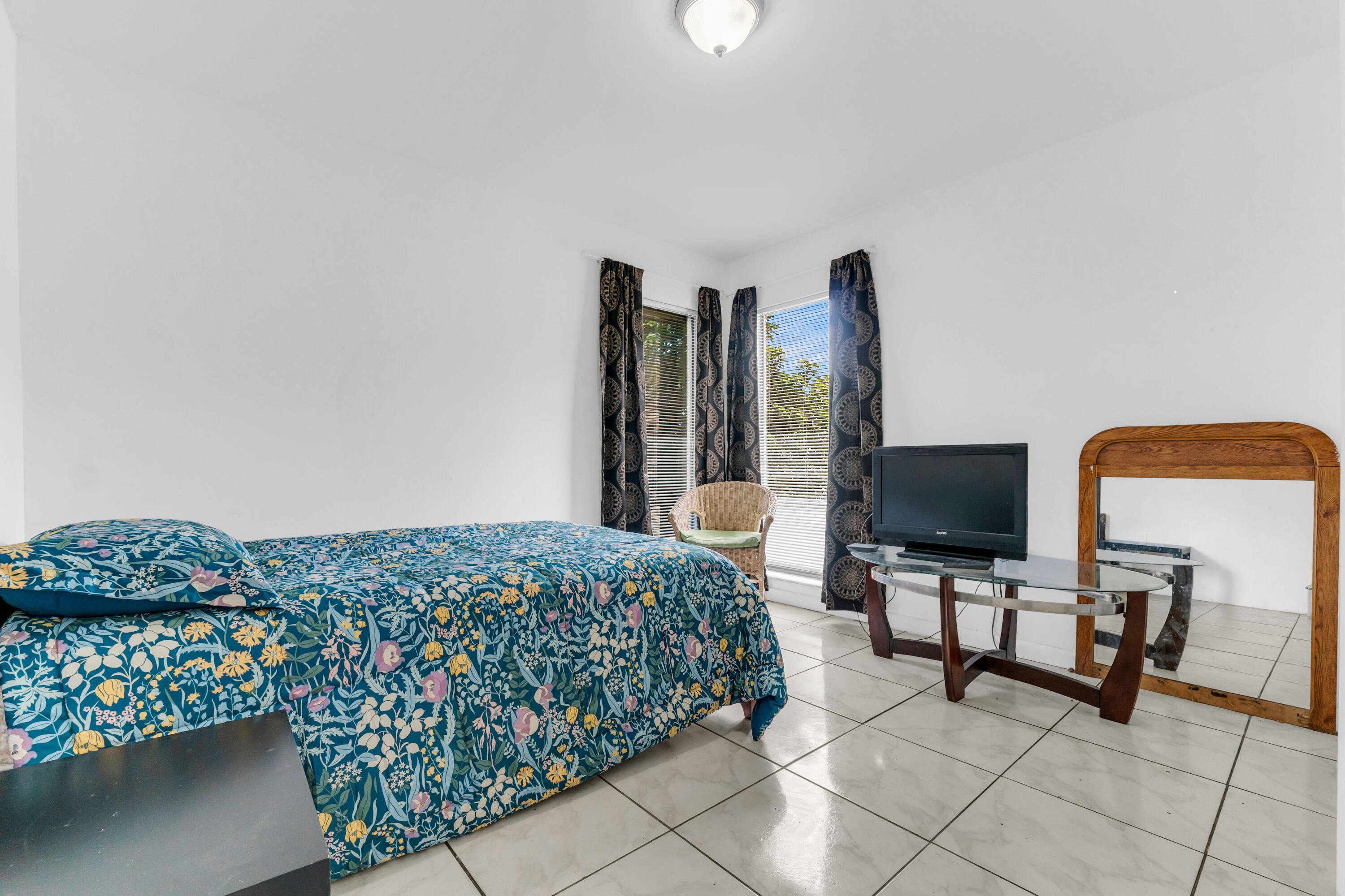 4941 NW 83rd, Lauderhill FL 33351