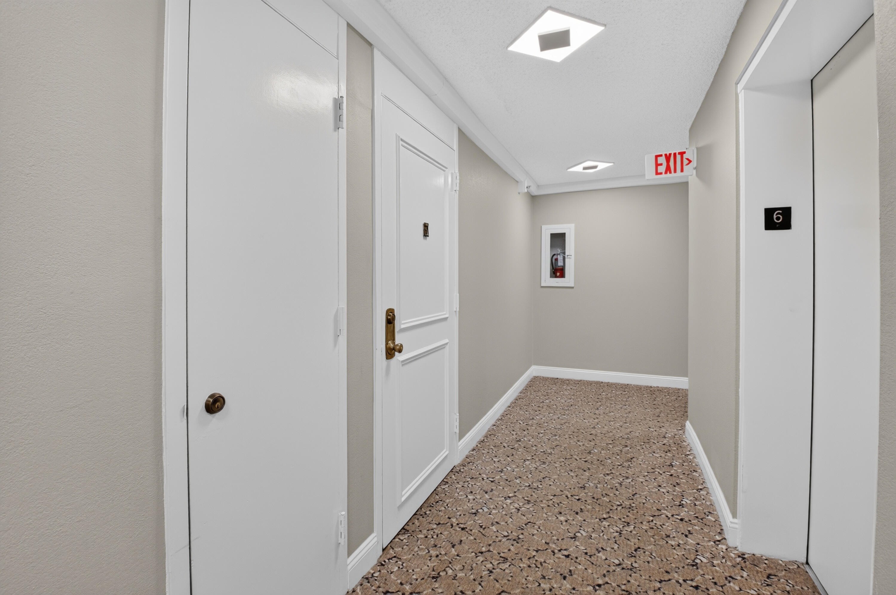 1863 Bridgewood, Boca Raton FL 33434