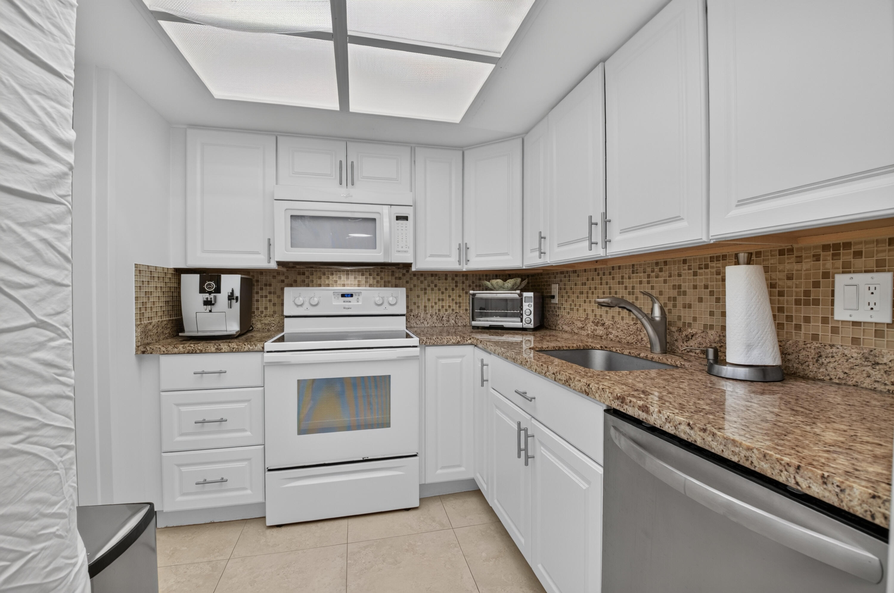 1863 Bridgewood, Boca Raton FL 33434