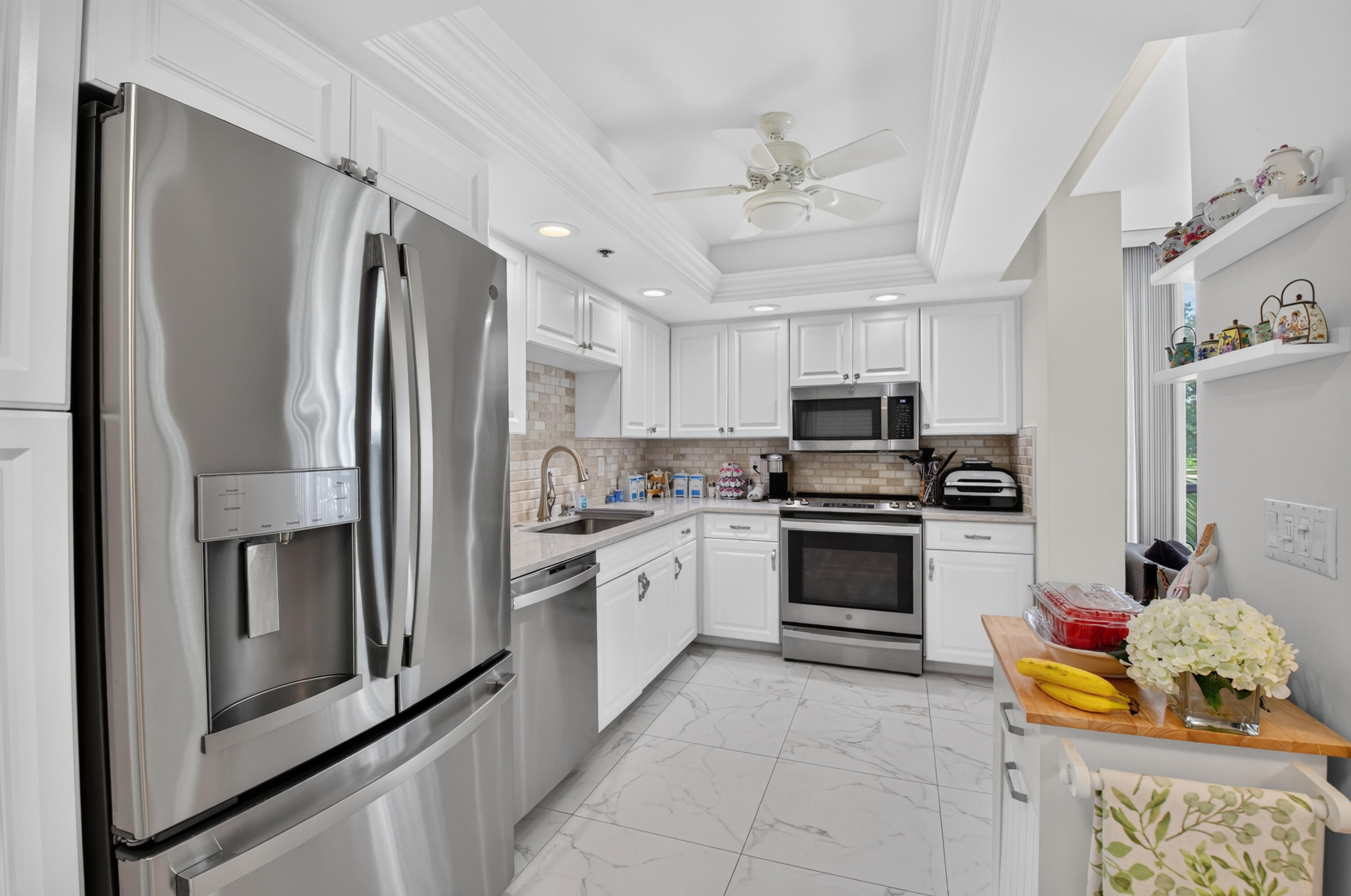 7786 Lakeside #634, Boca Raton FL 33434