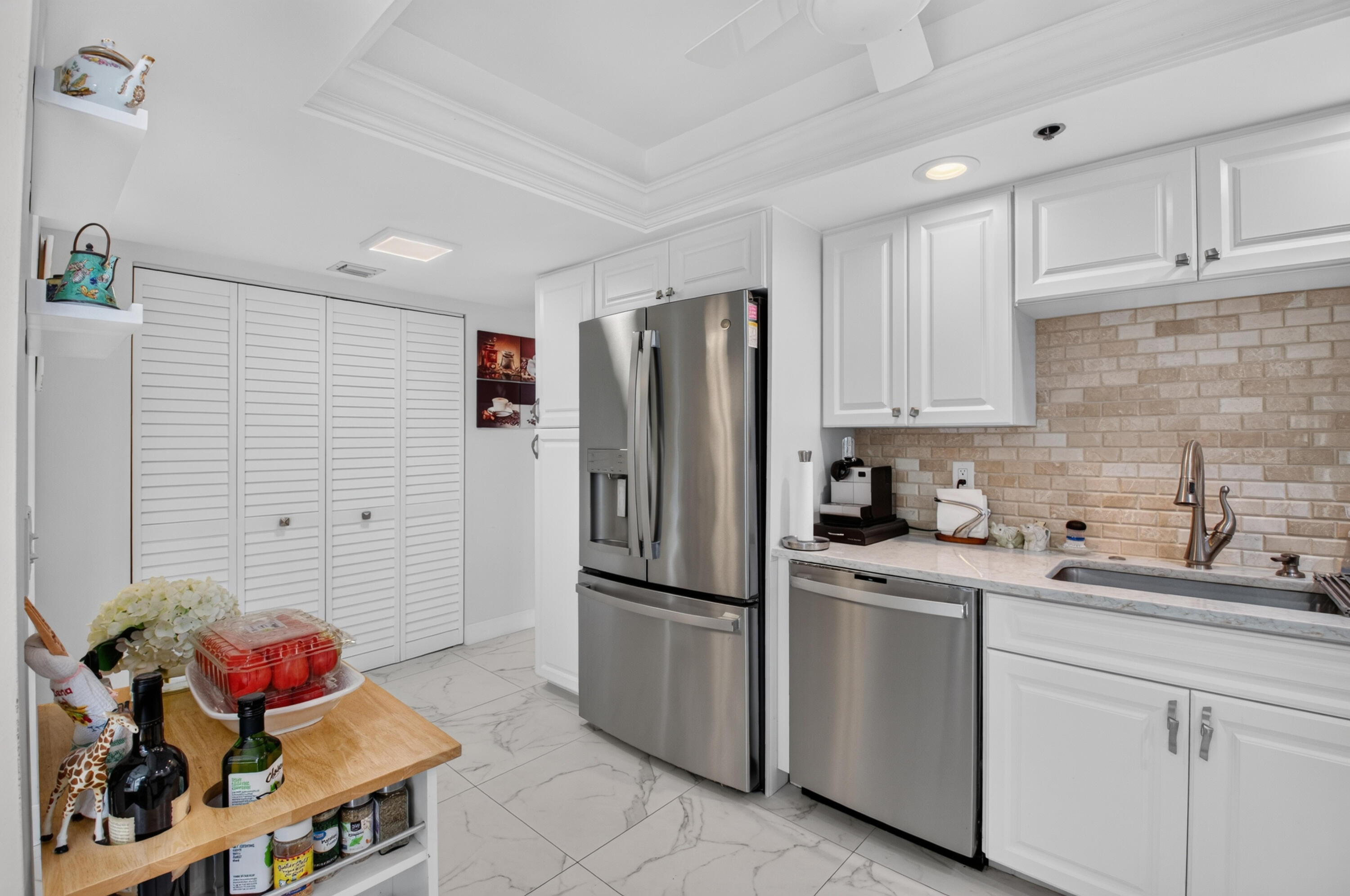 7786 Lakeside #634, Boca Raton FL 33434