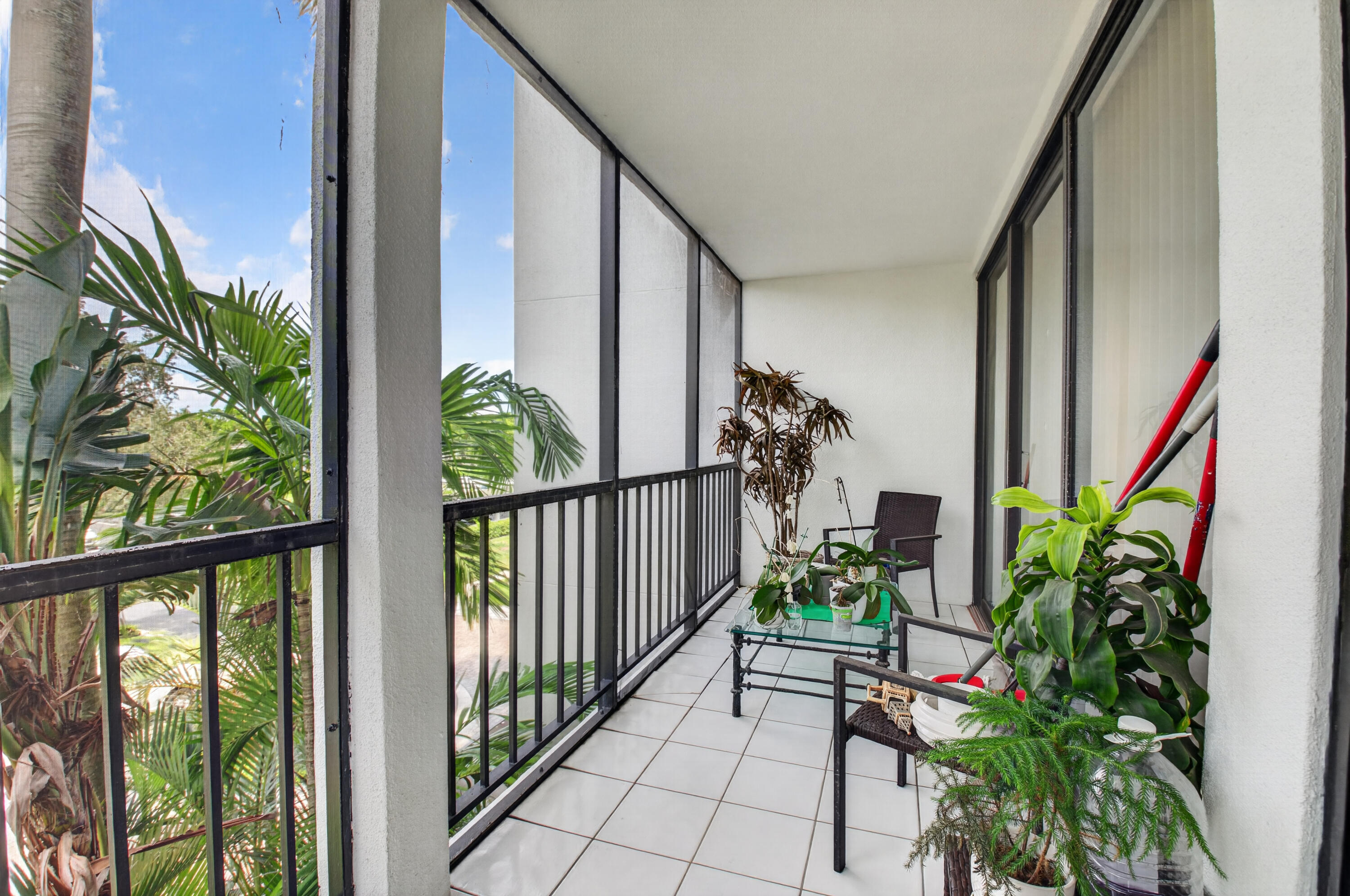 7786 Lakeside #634, Boca Raton FL 33434