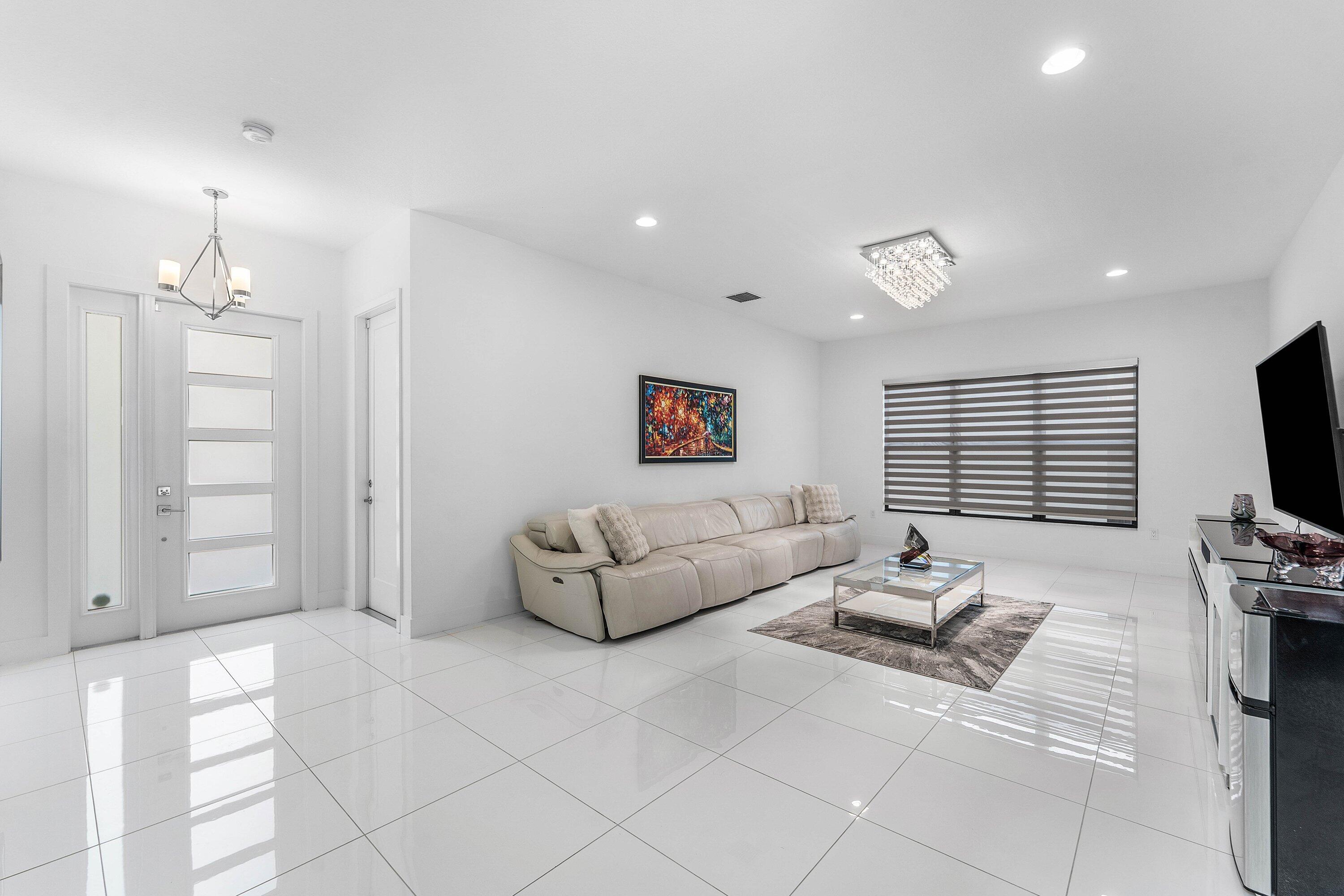 17516 Rainstream, Boca Raton FL 33496