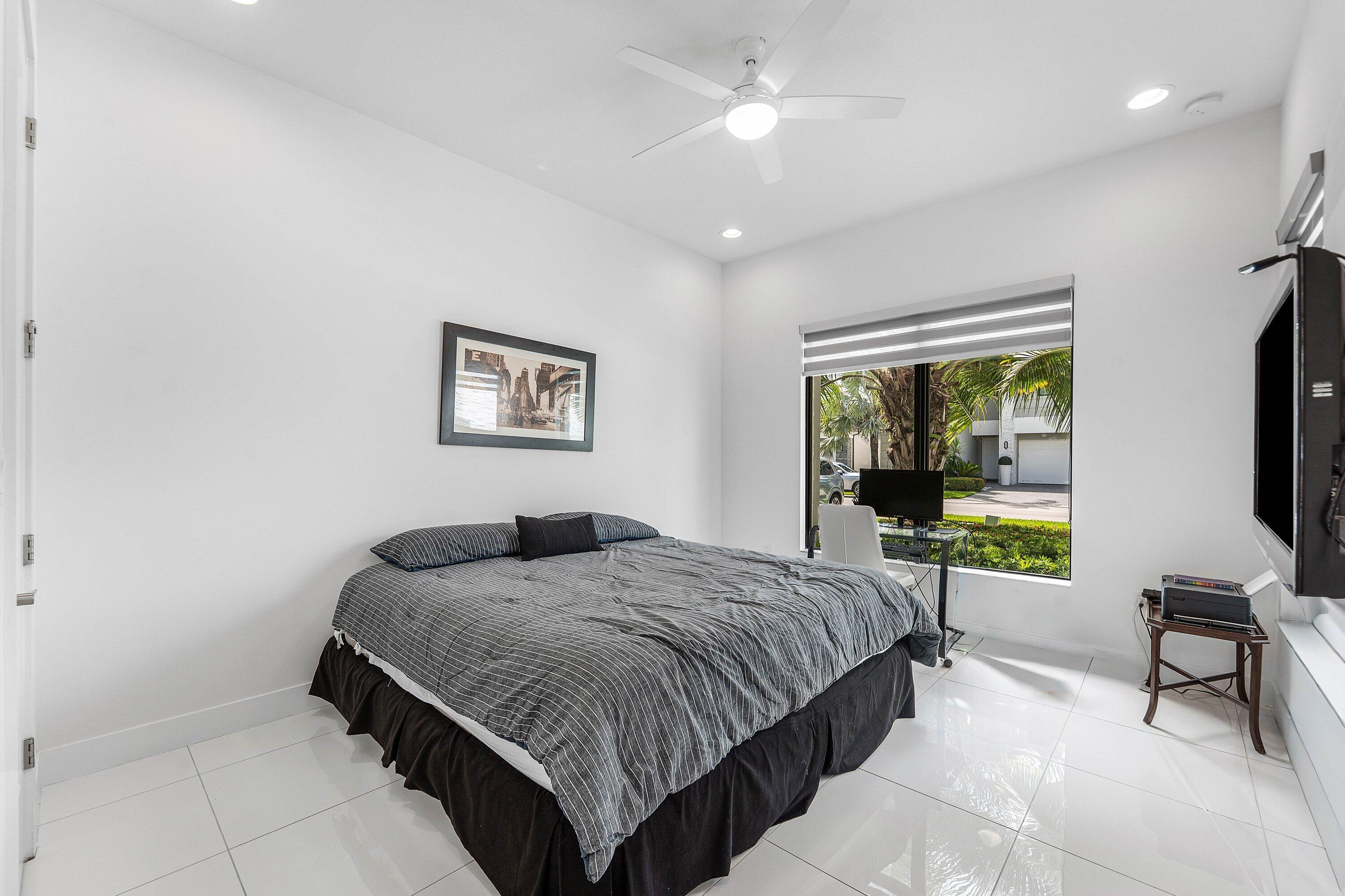 17516 Rainstream, Boca Raton FL 33496