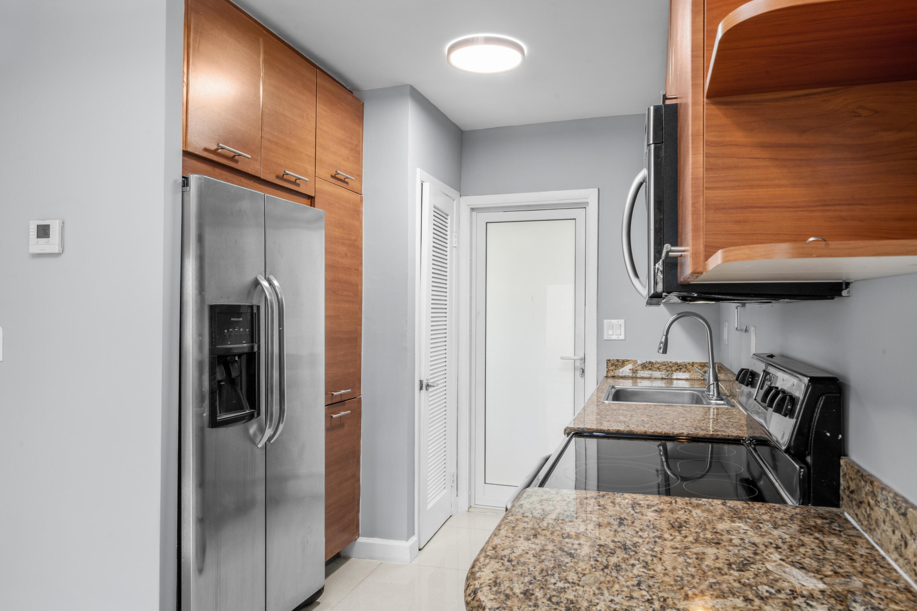 3250 NE 28TH #102, Fort Lauderdale FL 33308