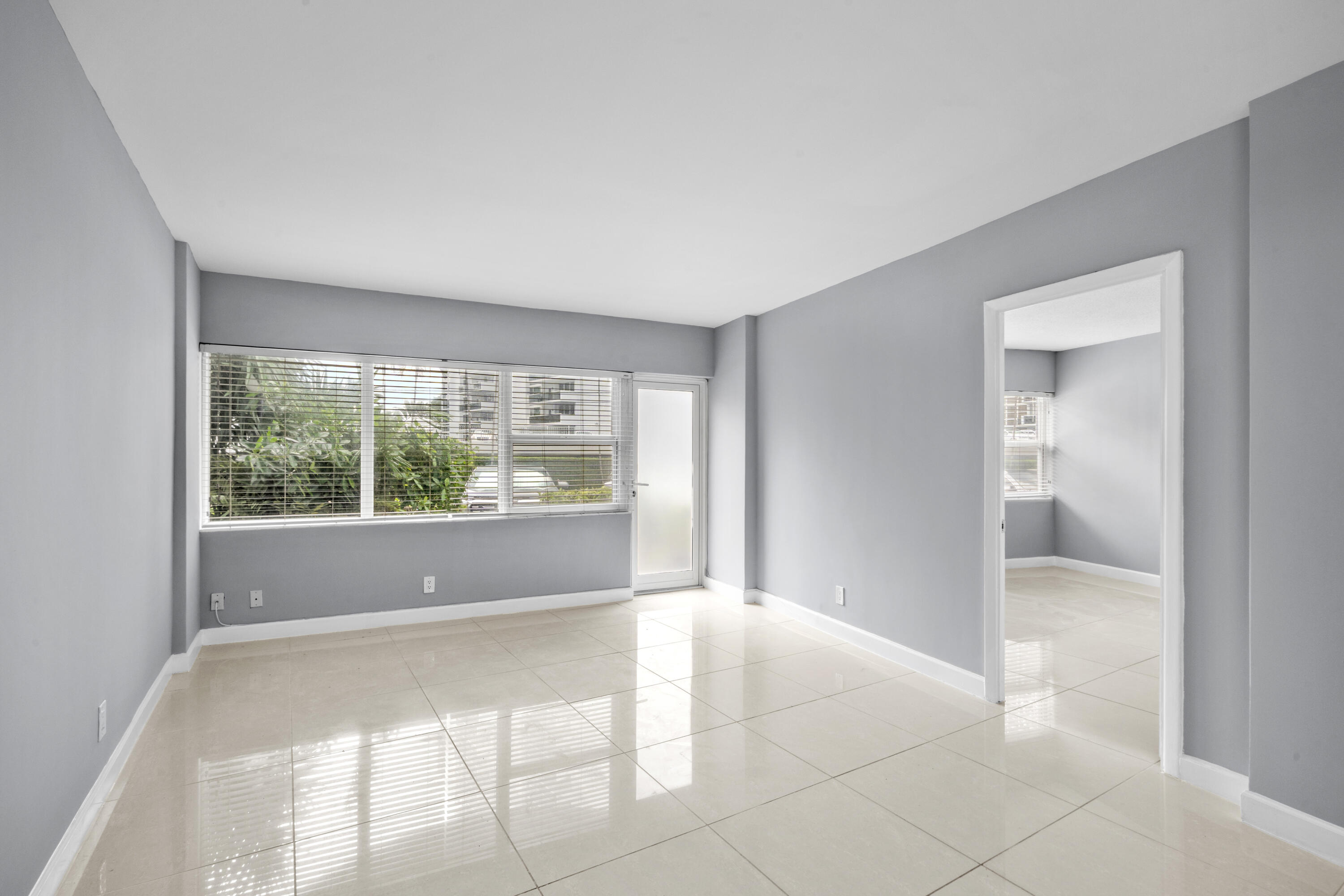 3250 NE 28TH #102, Fort Lauderdale FL 33308