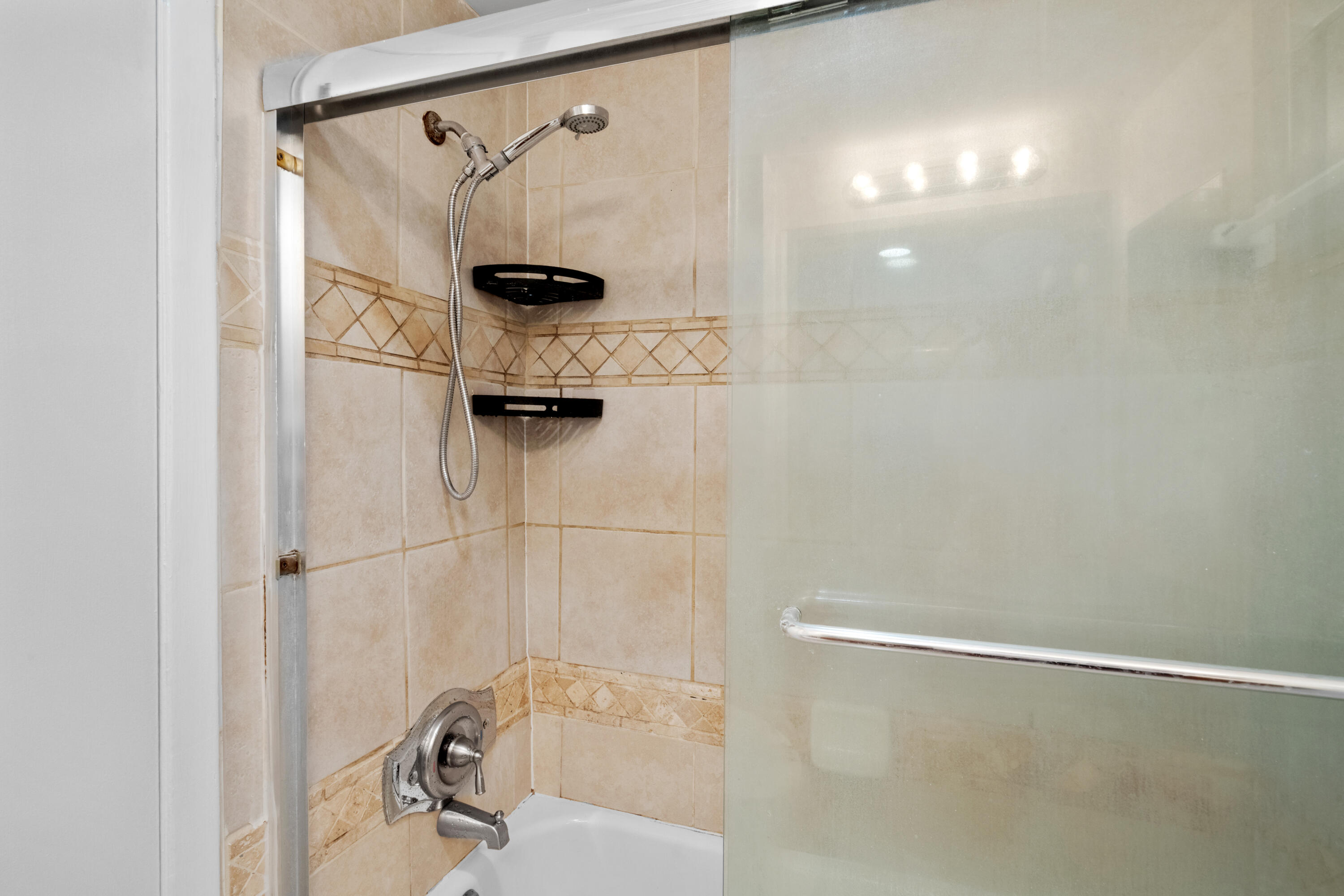 3250 NE 28TH #102, Fort Lauderdale FL 33308