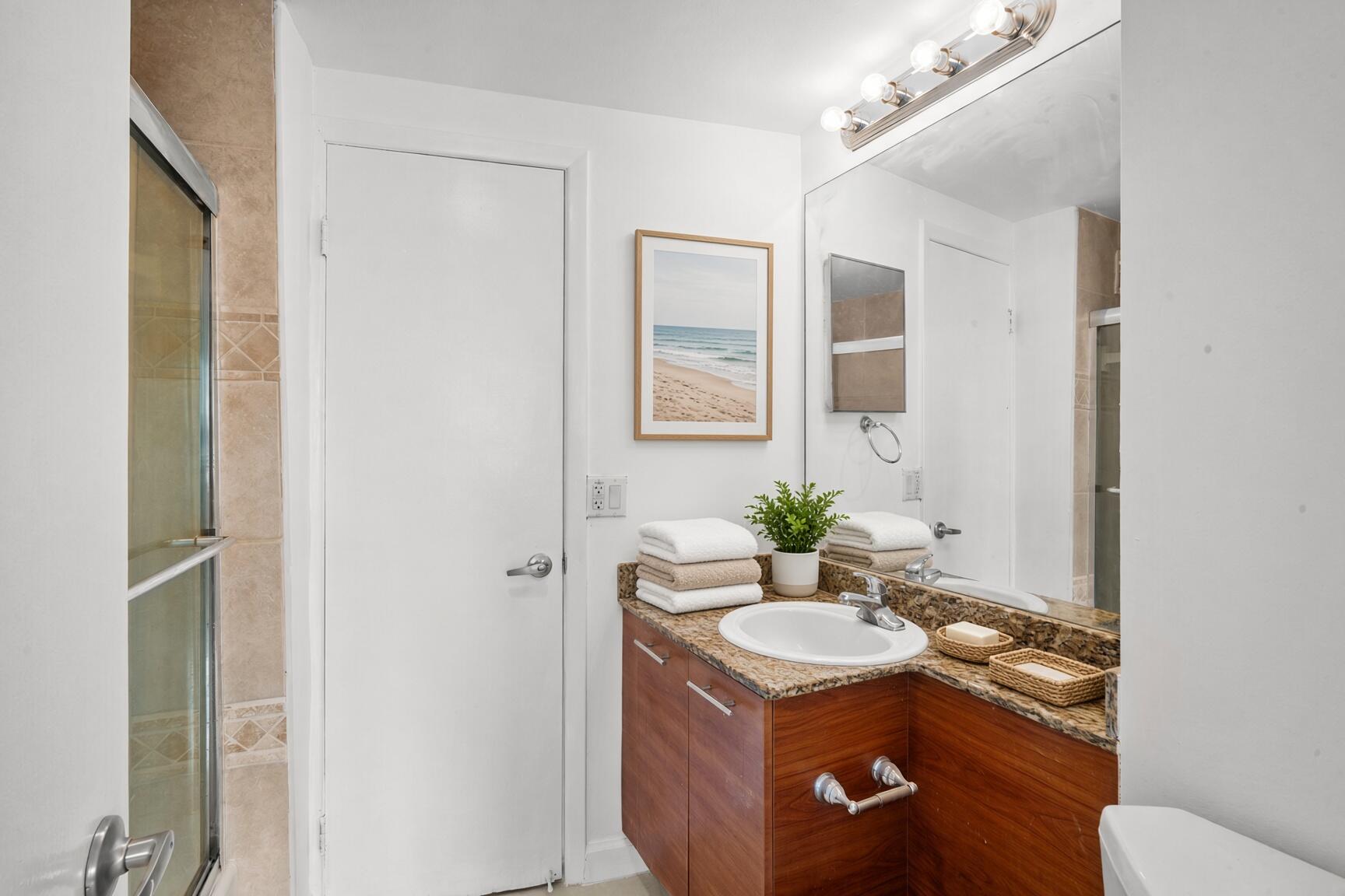 3250 NE 28TH #102, Fort Lauderdale FL 33308