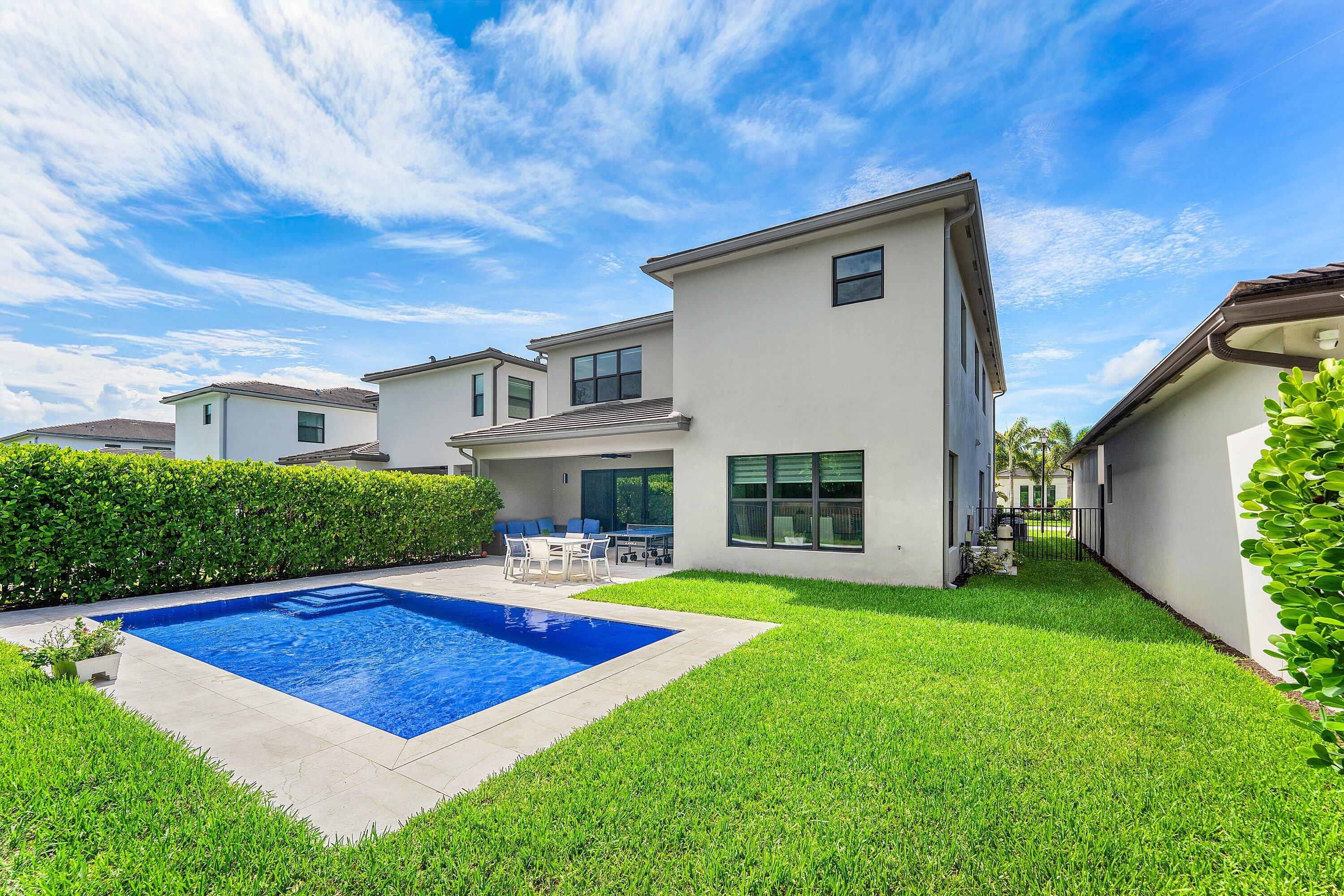 17516 Rainstream, Boca Raton FL 33496