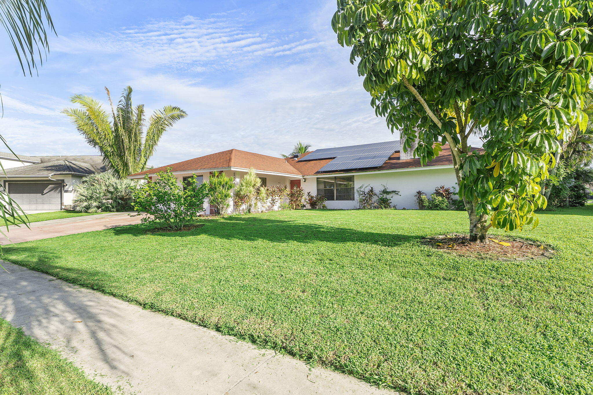 154 SANTA MONICA, Royal Palm Beach FL 33411