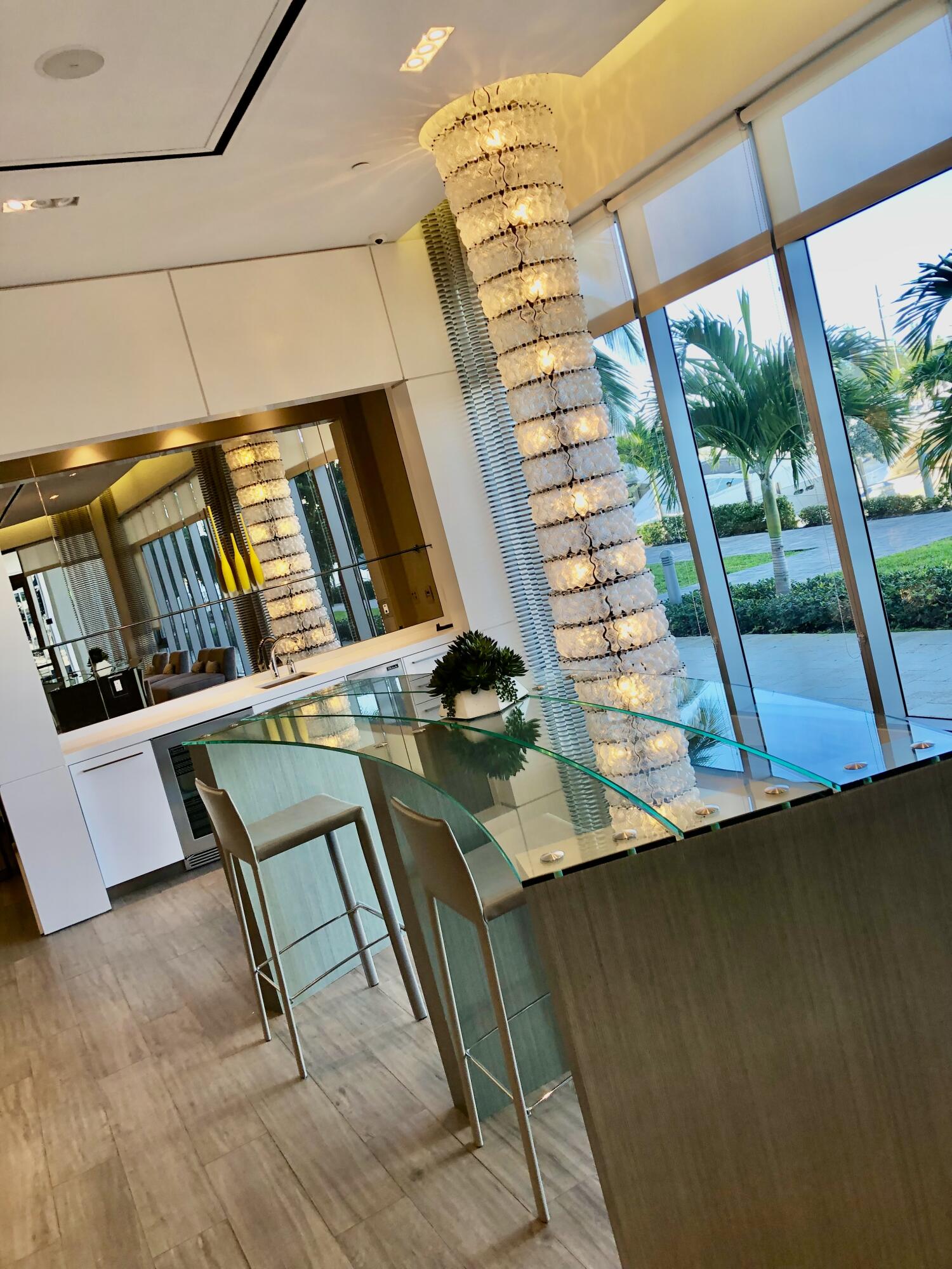 17111 BISCAYNE #1903, North Miami Beach FL 33160