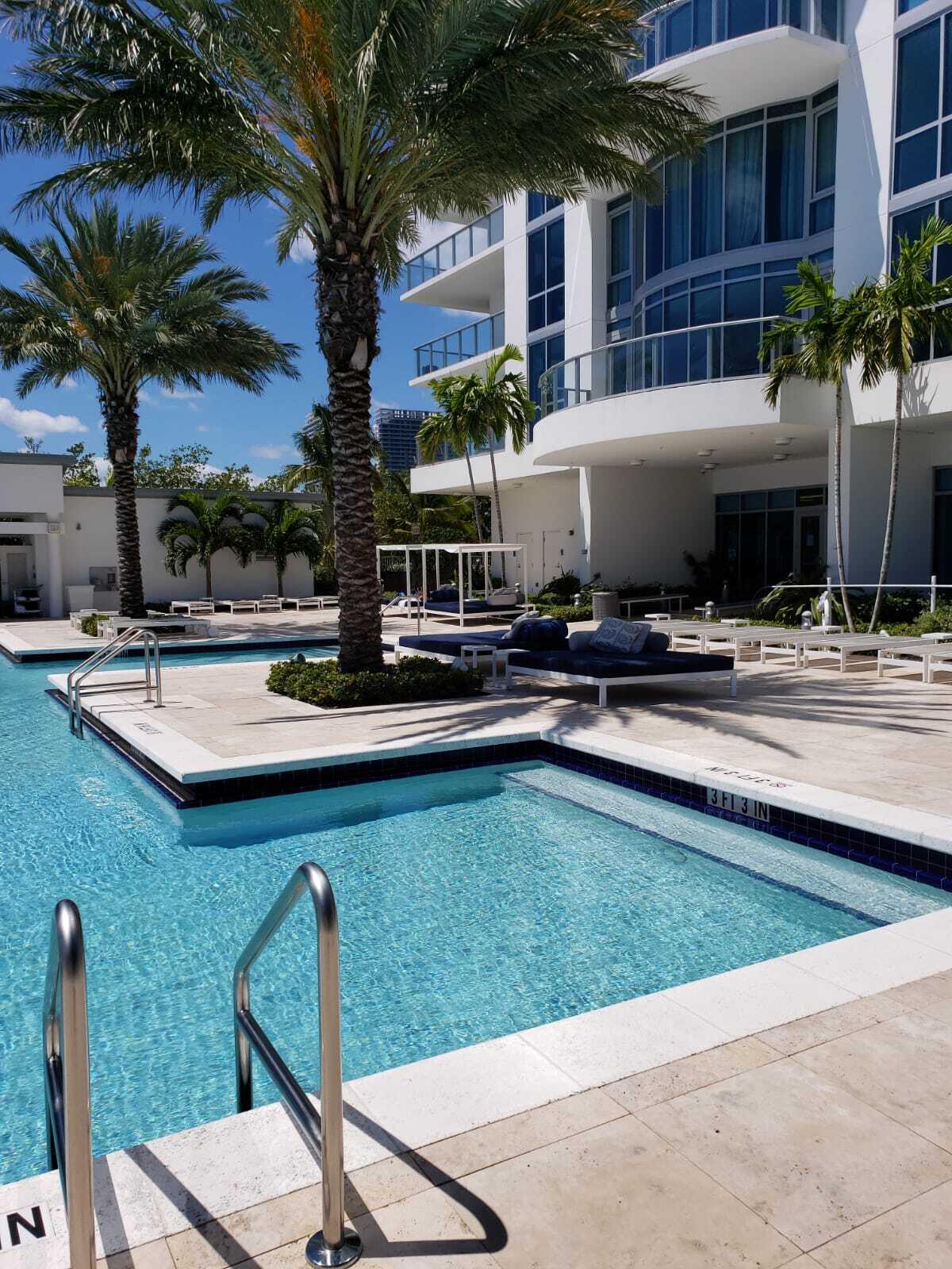 17111 BISCAYNE #1903, North Miami Beach FL 33160