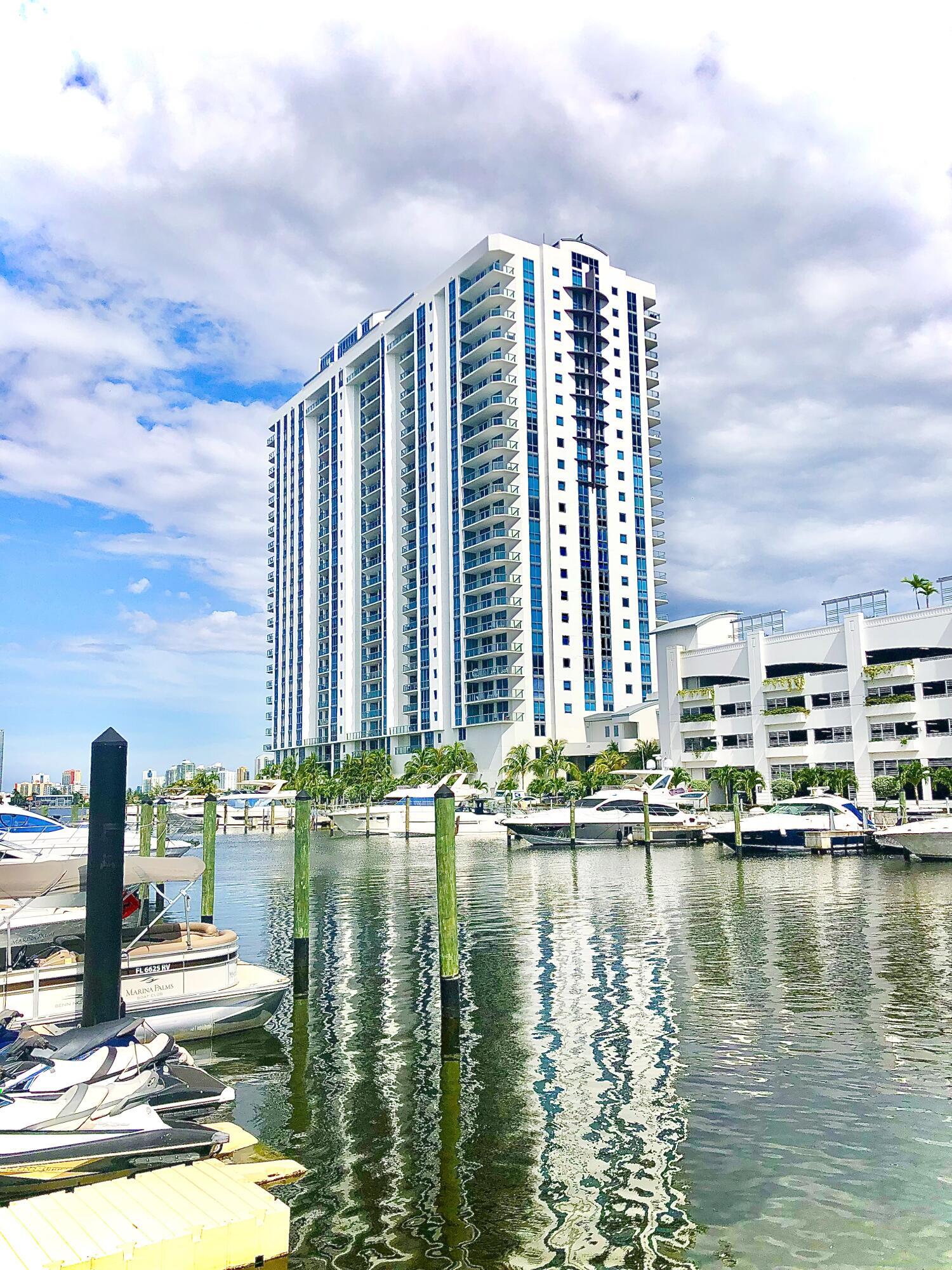 17111 BISCAYNE #1903, North Miami Beach FL 33160